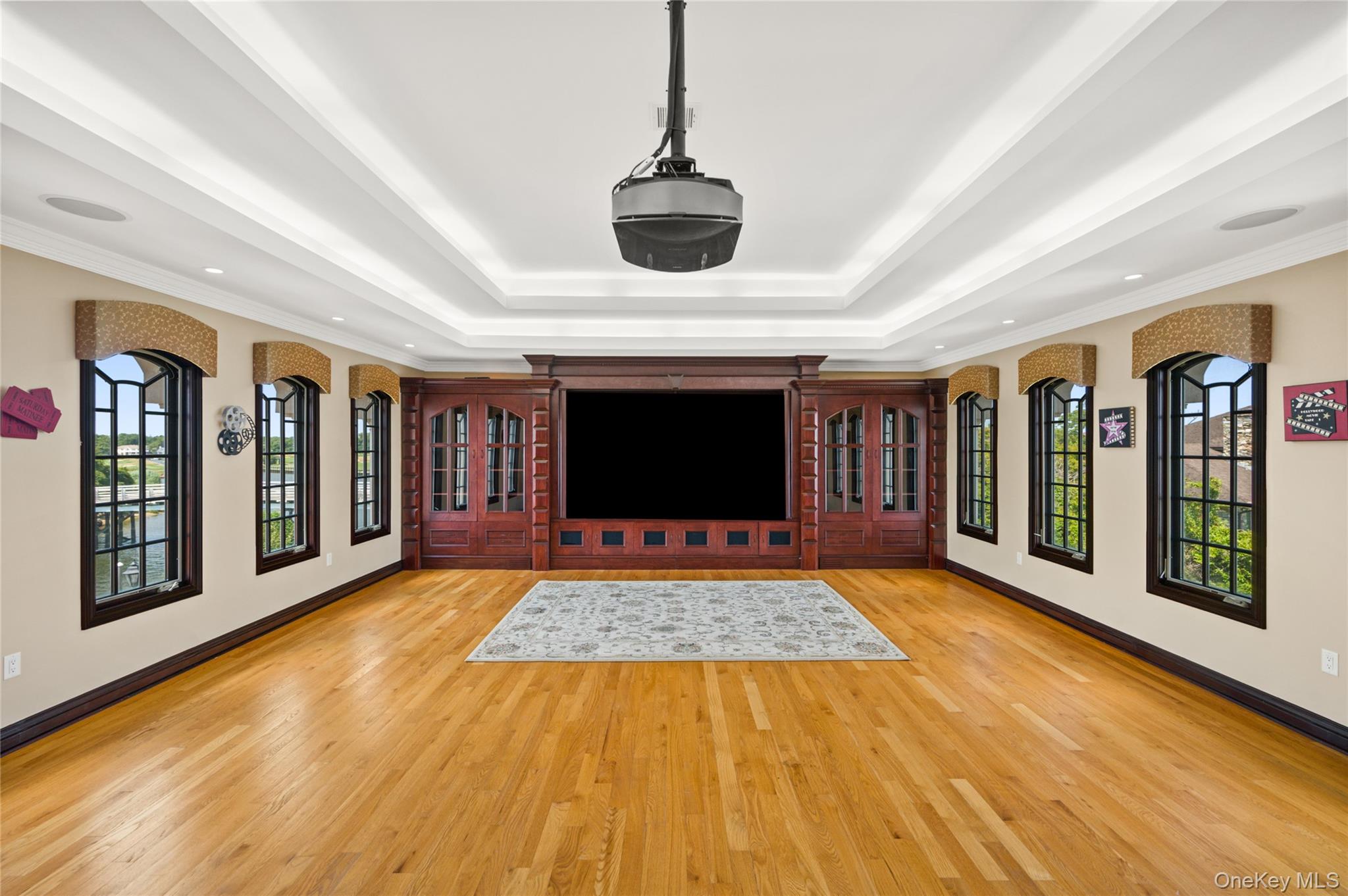 1101 Harbor Road, Hewlett, NY 11557