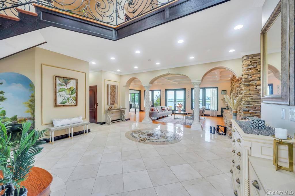 1101 Harbor Road, Hewlett, NY 11557