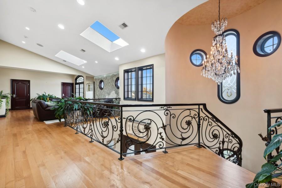 1101 Harbor Road, Hewlett, NY 11557