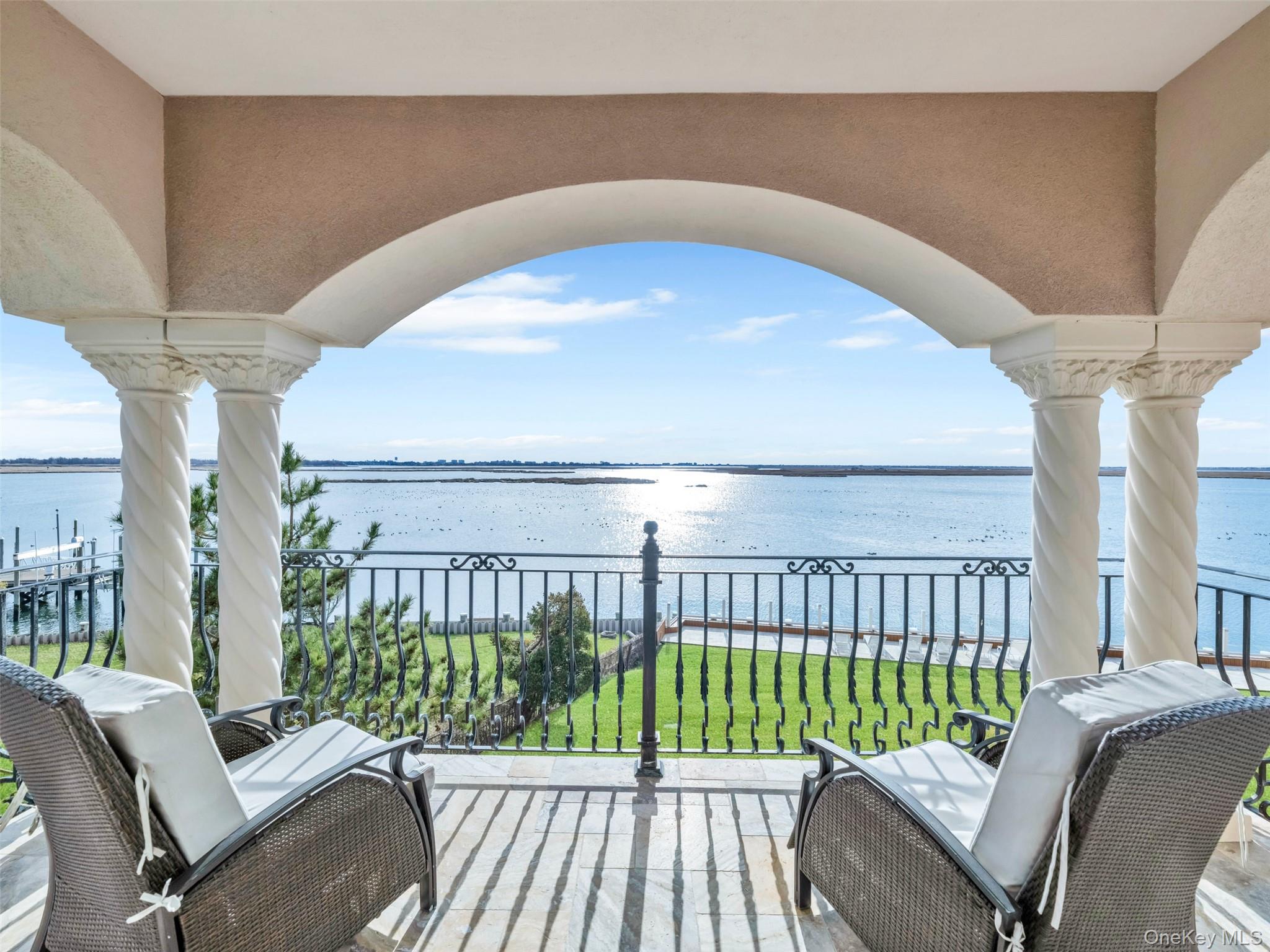 1101 Harbor Road, Hewlett, NY 11557