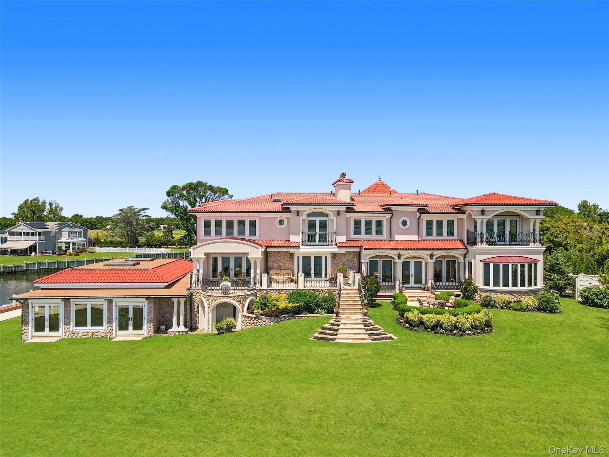 1101 Harbor Road, Hewlett, NY 11557