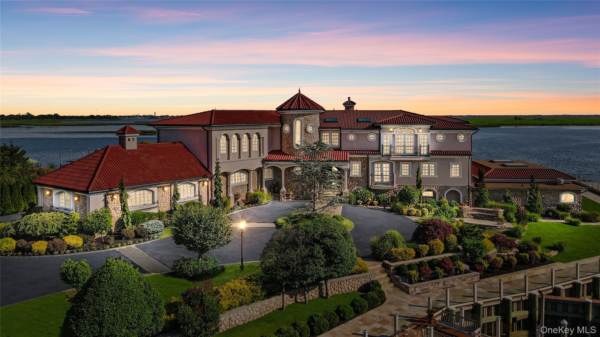 1101 Harbor Road, Hewlett, NY 11557