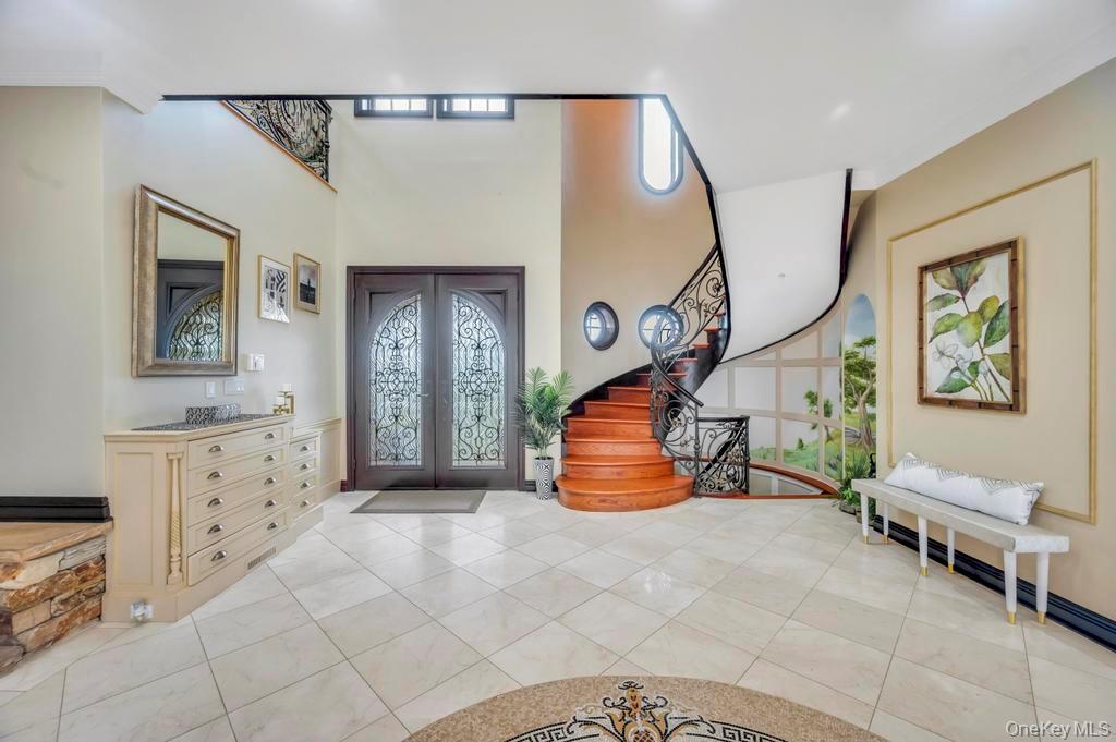 1101 Harbor Road, Hewlett, NY 11557