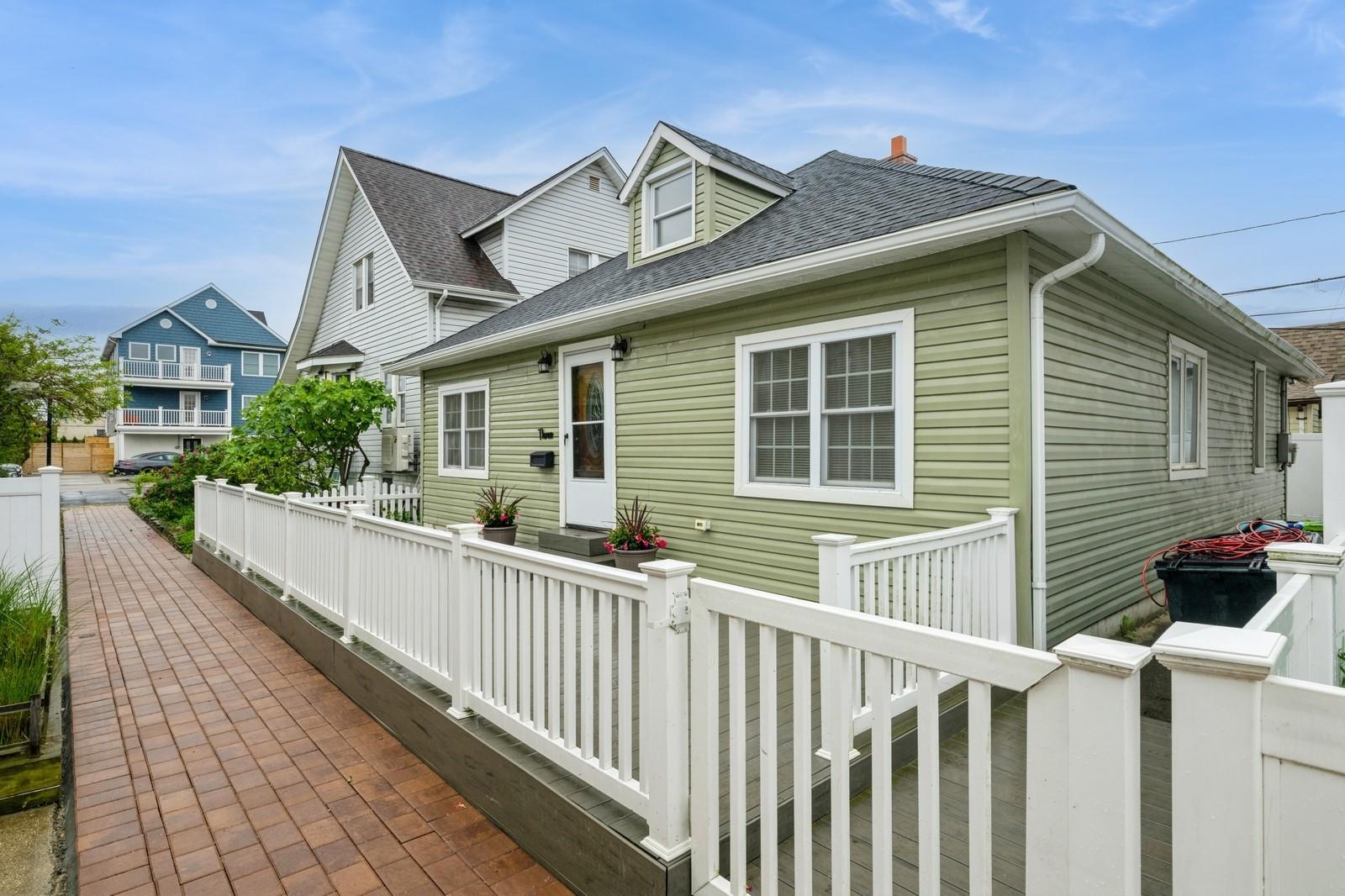 3 September Walk, Long Beach, NY 11561