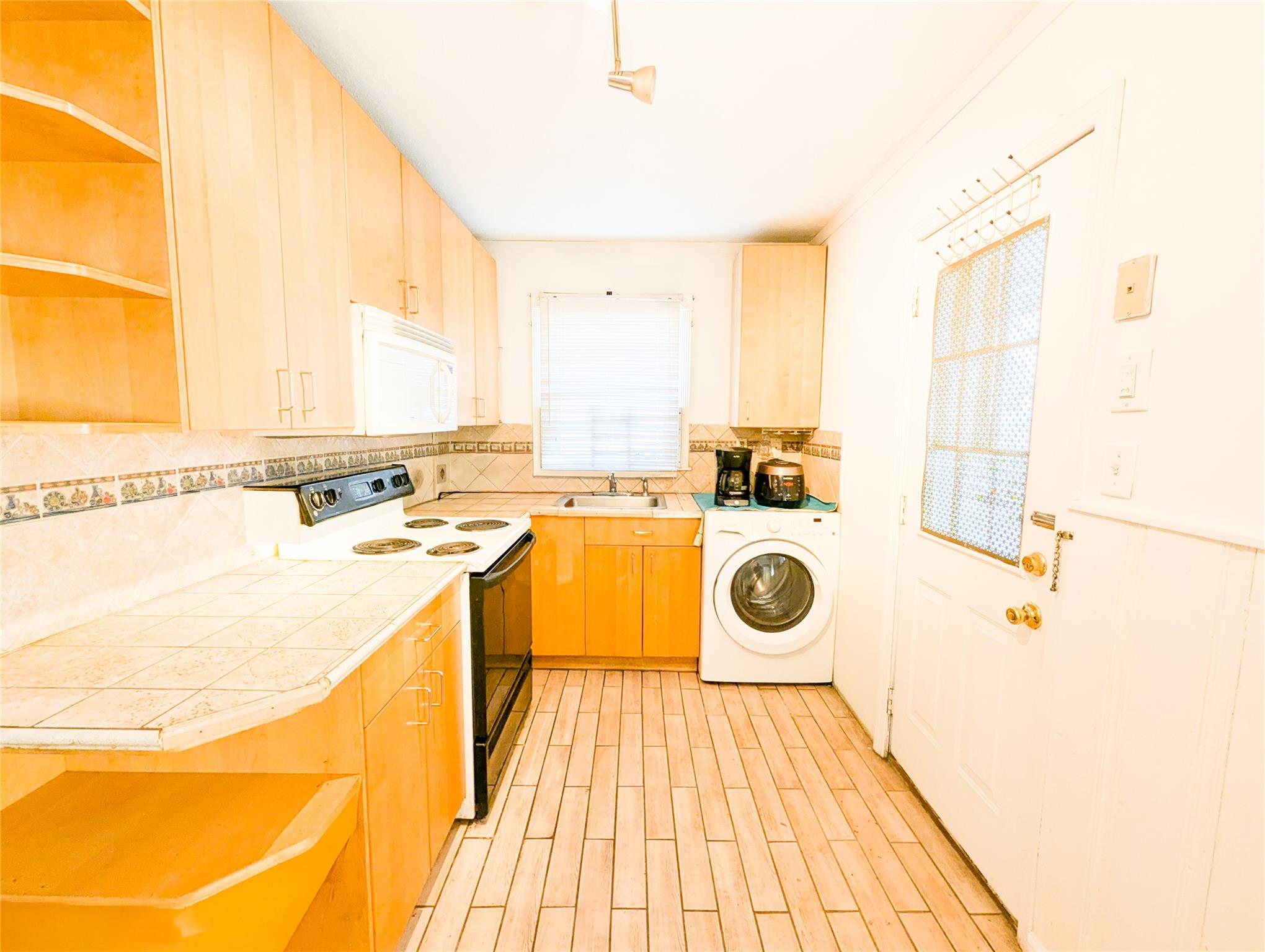 806 Oliver Avenue, Westbury, NY 11590