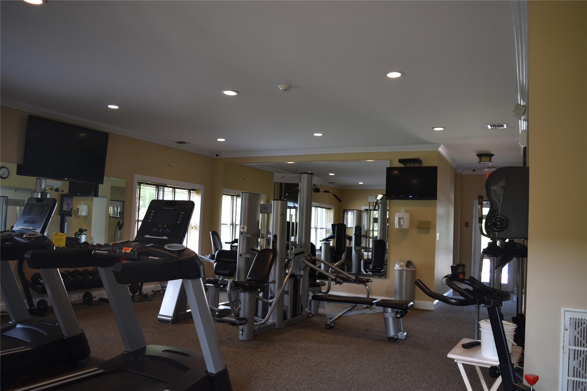 60 Erin Lane # 60, East Setauket, NY 11733