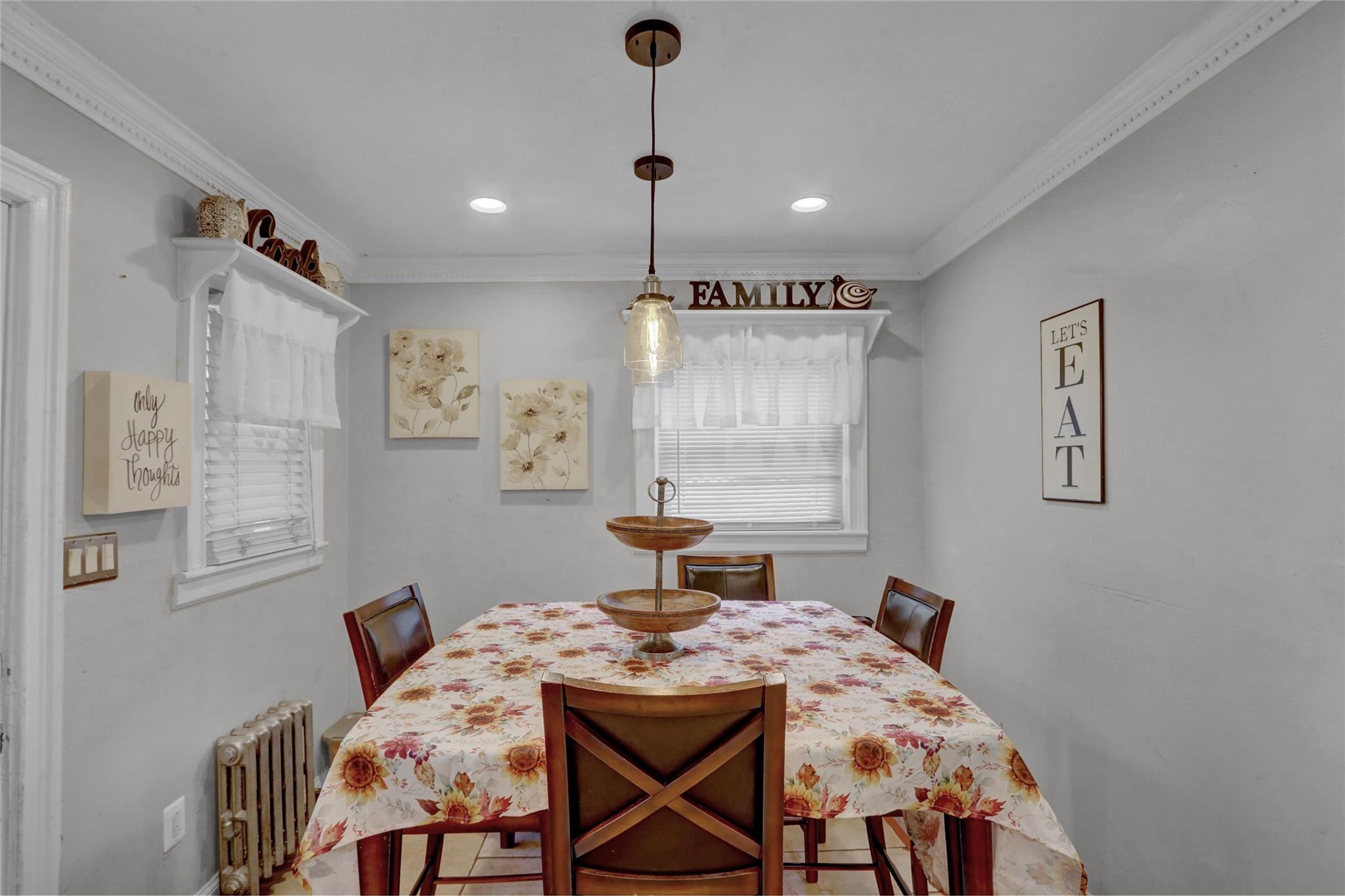 154 California Avenue, Freeport, NY 11520