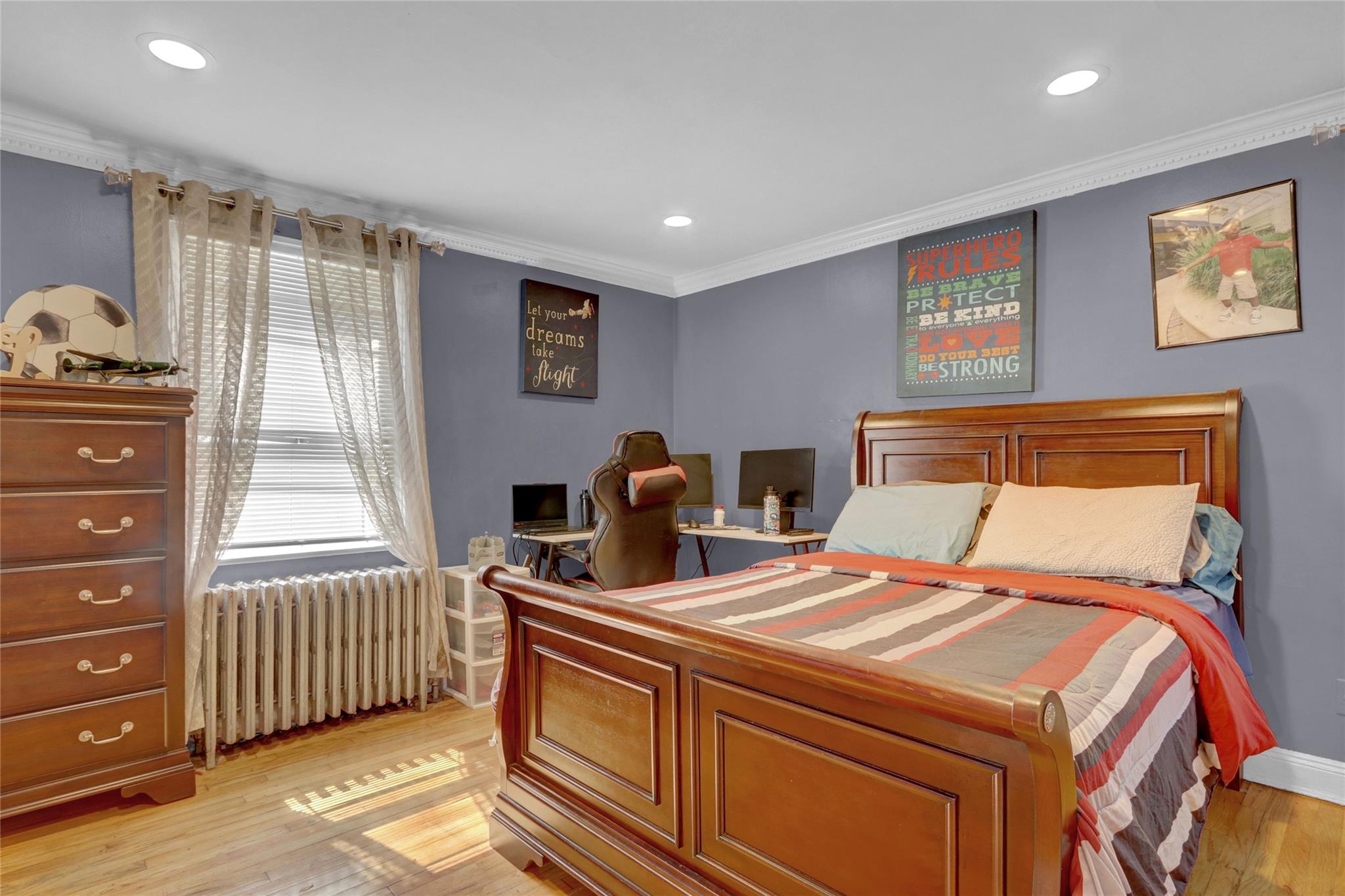 154 California Avenue, Freeport, NY 11520