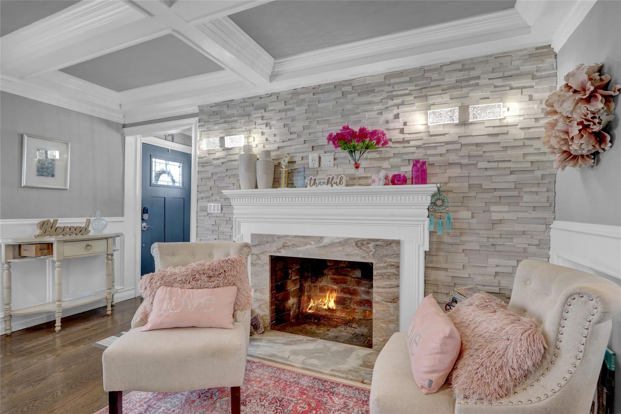 154 California Avenue, Freeport, NY 11520