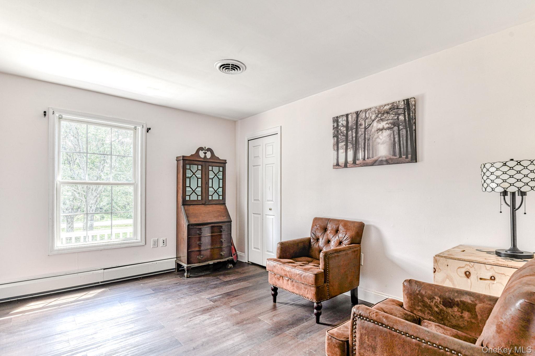 4 Kirsten Lean Lane, Salisbury Mills, NY 12577