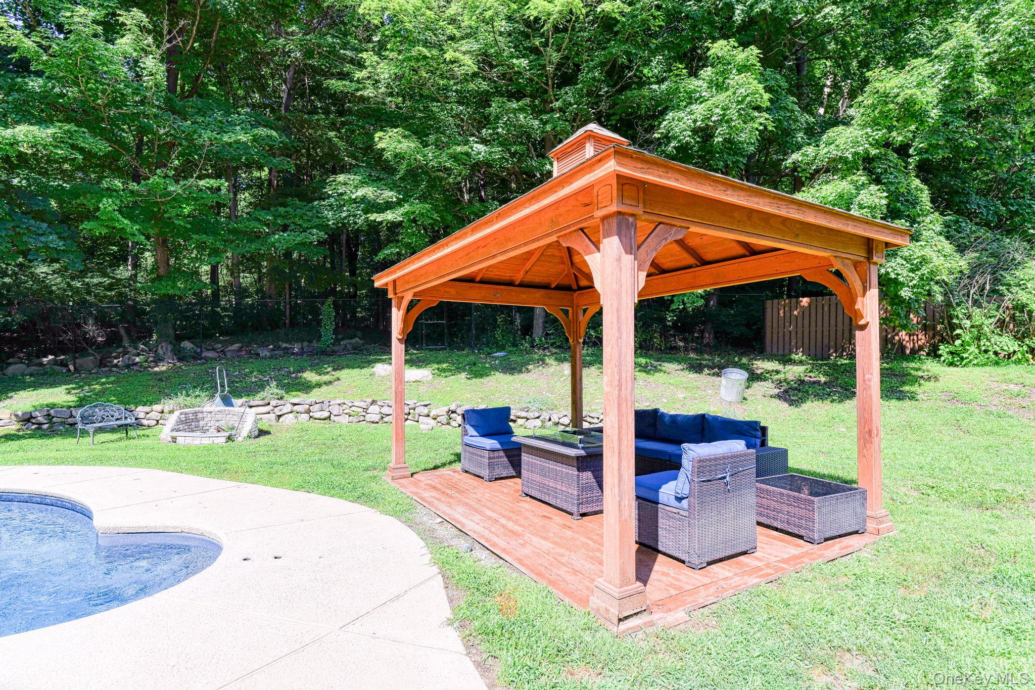 4 Kirsten Lean Lane, Salisbury Mills, NY 12577