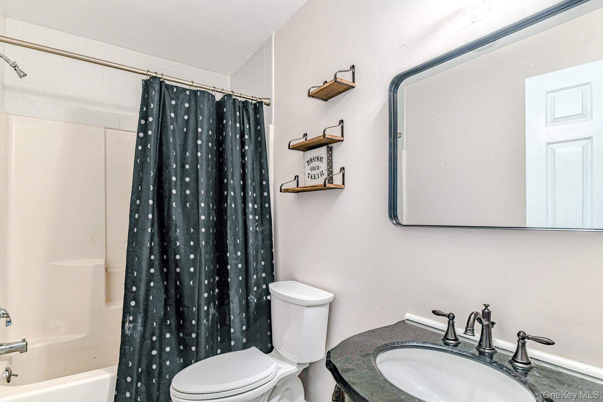 4 Kirsten Lean Lane, Salisbury Mills, NY 12577