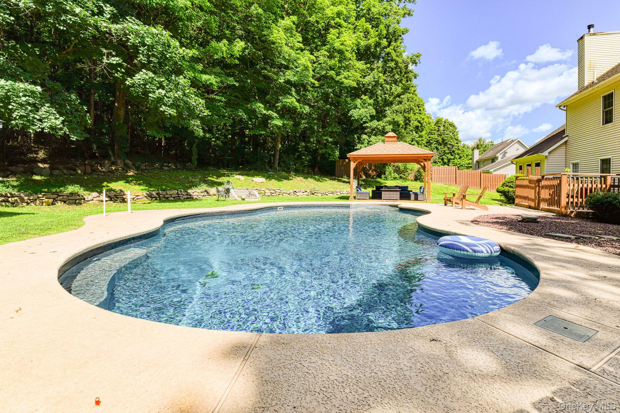 4 Kirsten Lean Lane, Salisbury Mills, NY 12577