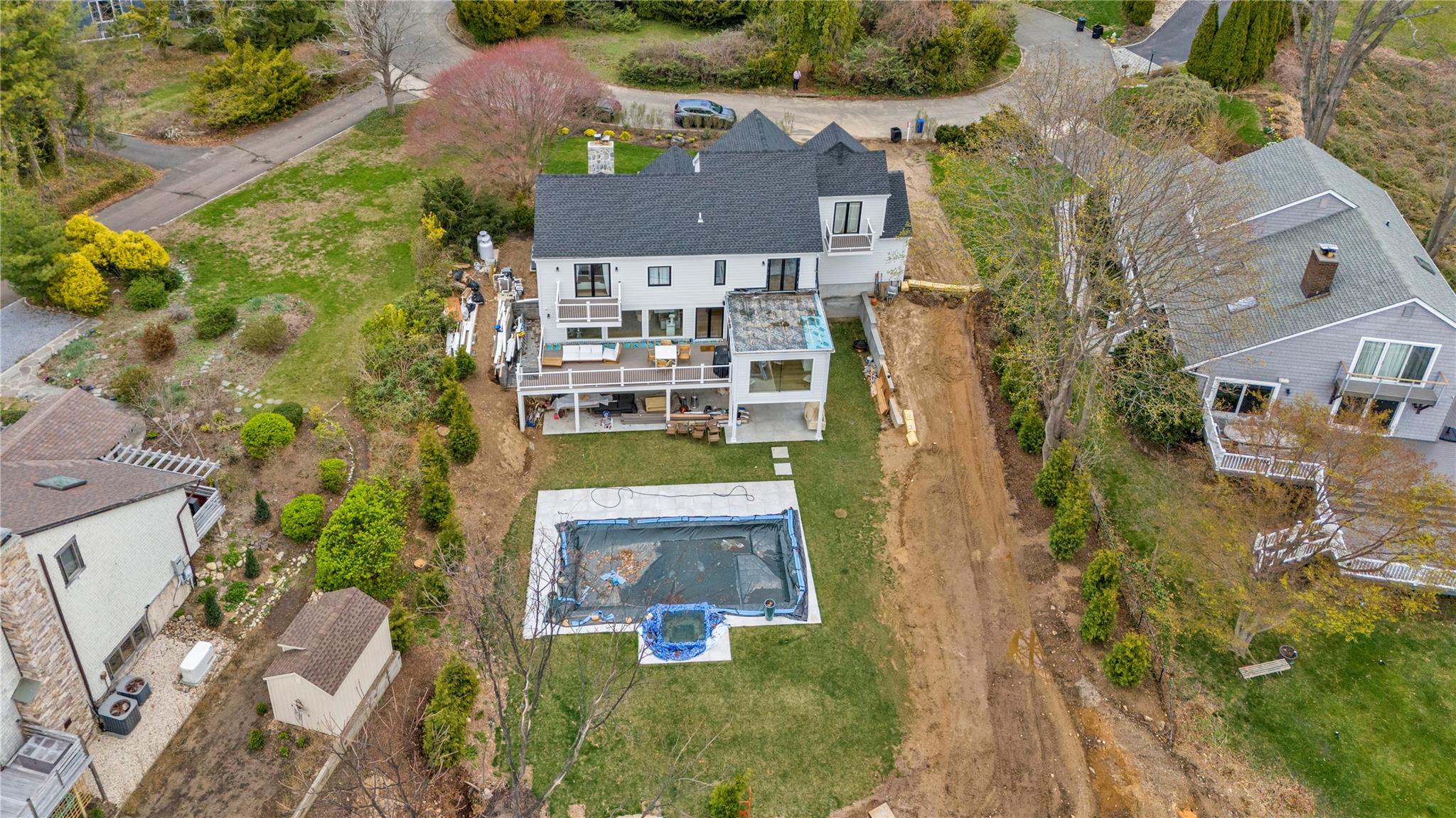 14 Harbor Crest Court, Huntington, NY 11743