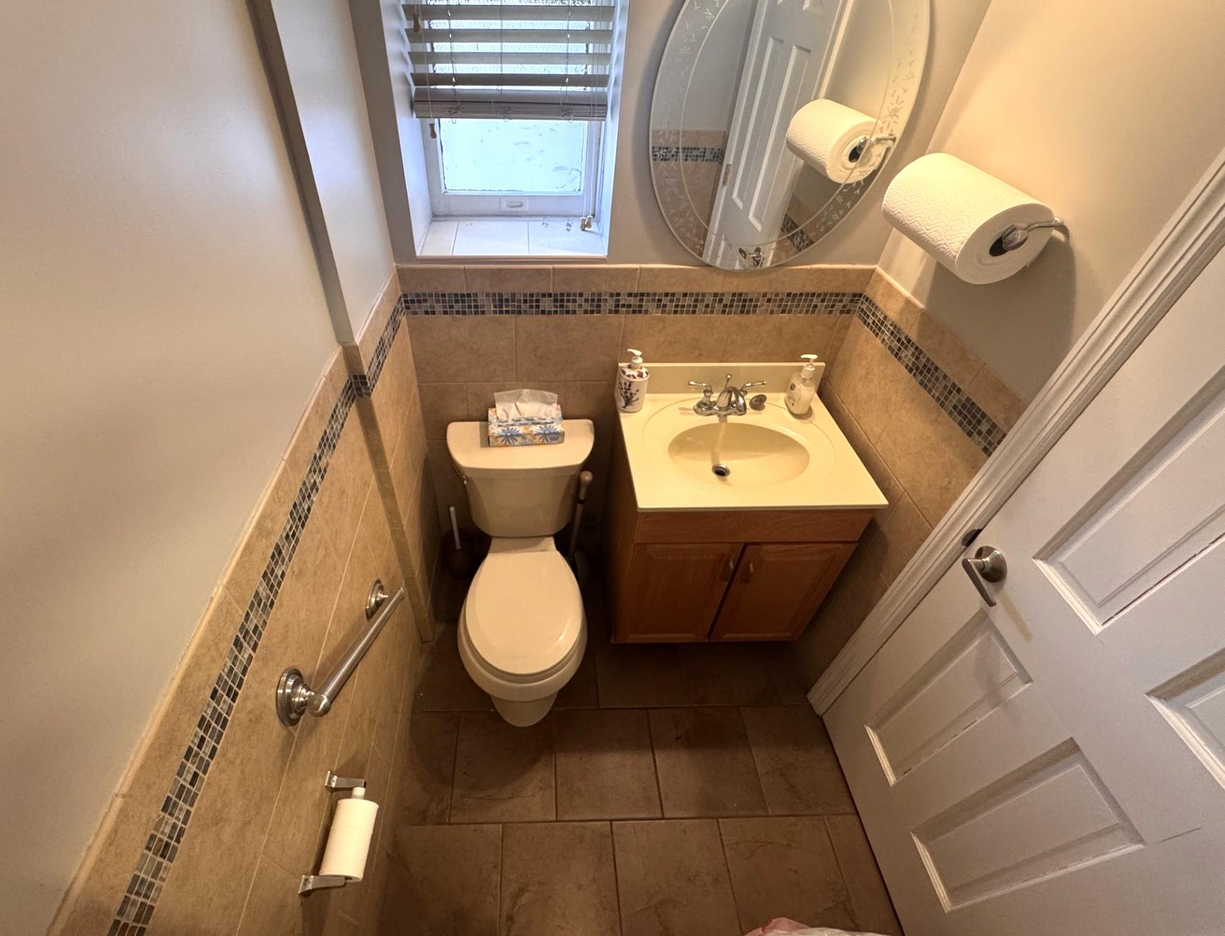 98-120 Queens Boulevard # 1 C, Rego Park, NY 11374