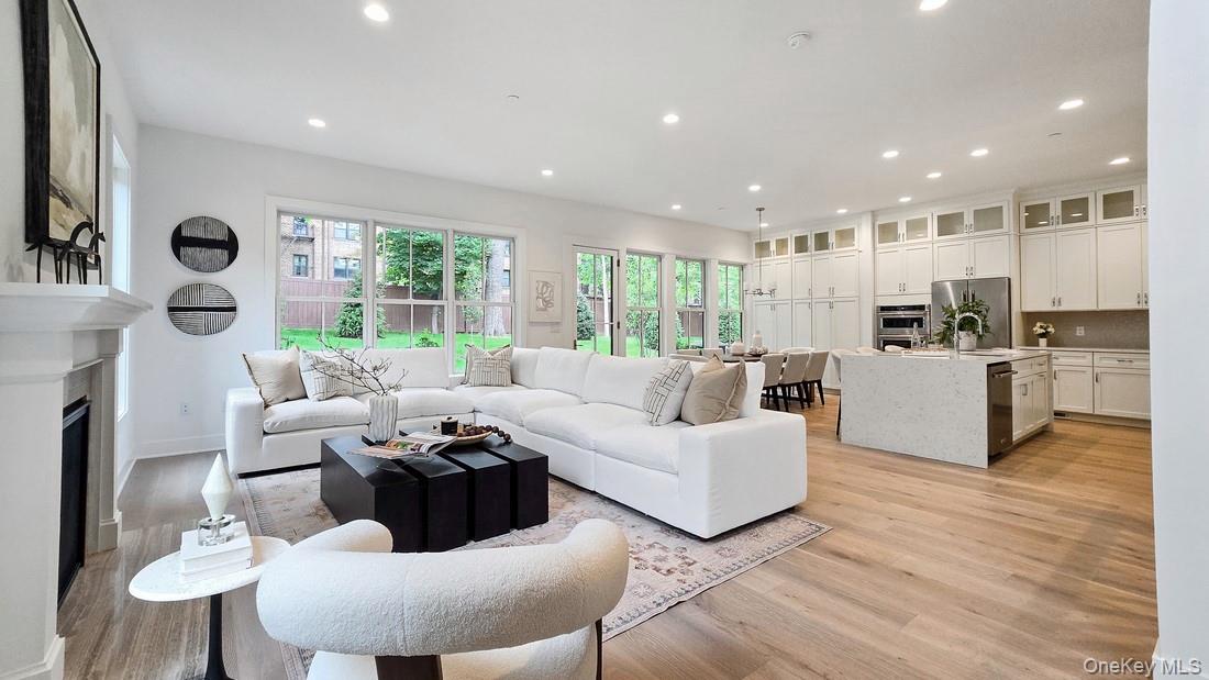 24 Marker Ridge # 12, Irvington, NY 10533