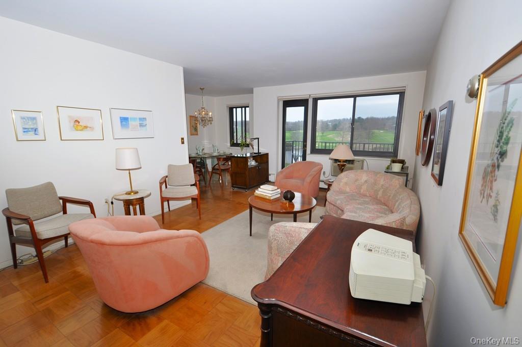 100 E Hartsdale Avenue # 6KE, Hartsdale, NY 10530