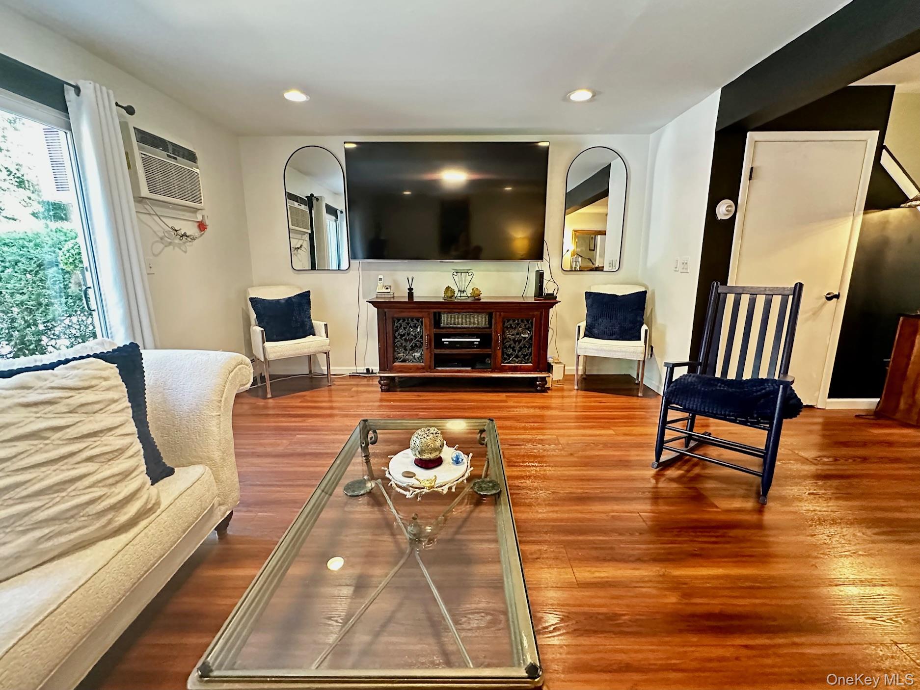 76 Yorkshire Drive, Suffern, NY 10901