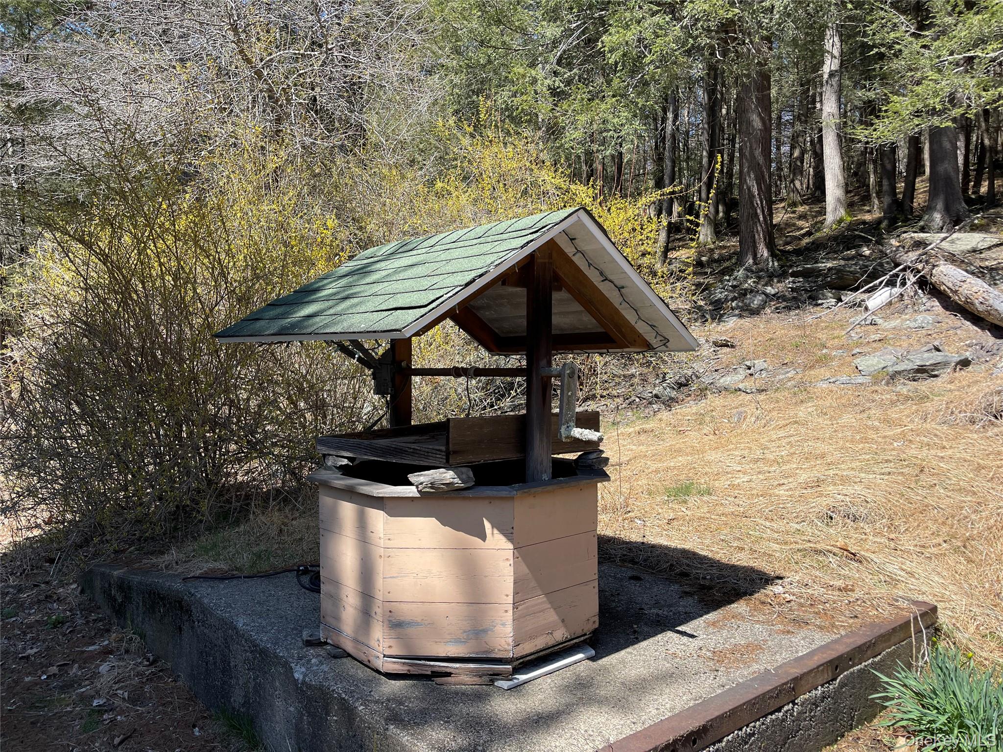 58 Baker Road, Bearsville, NY 12409