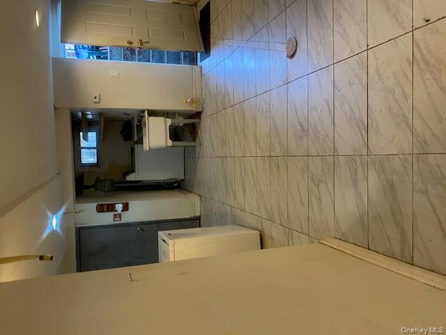 91-07 139 St, Briarwood, NY 11435