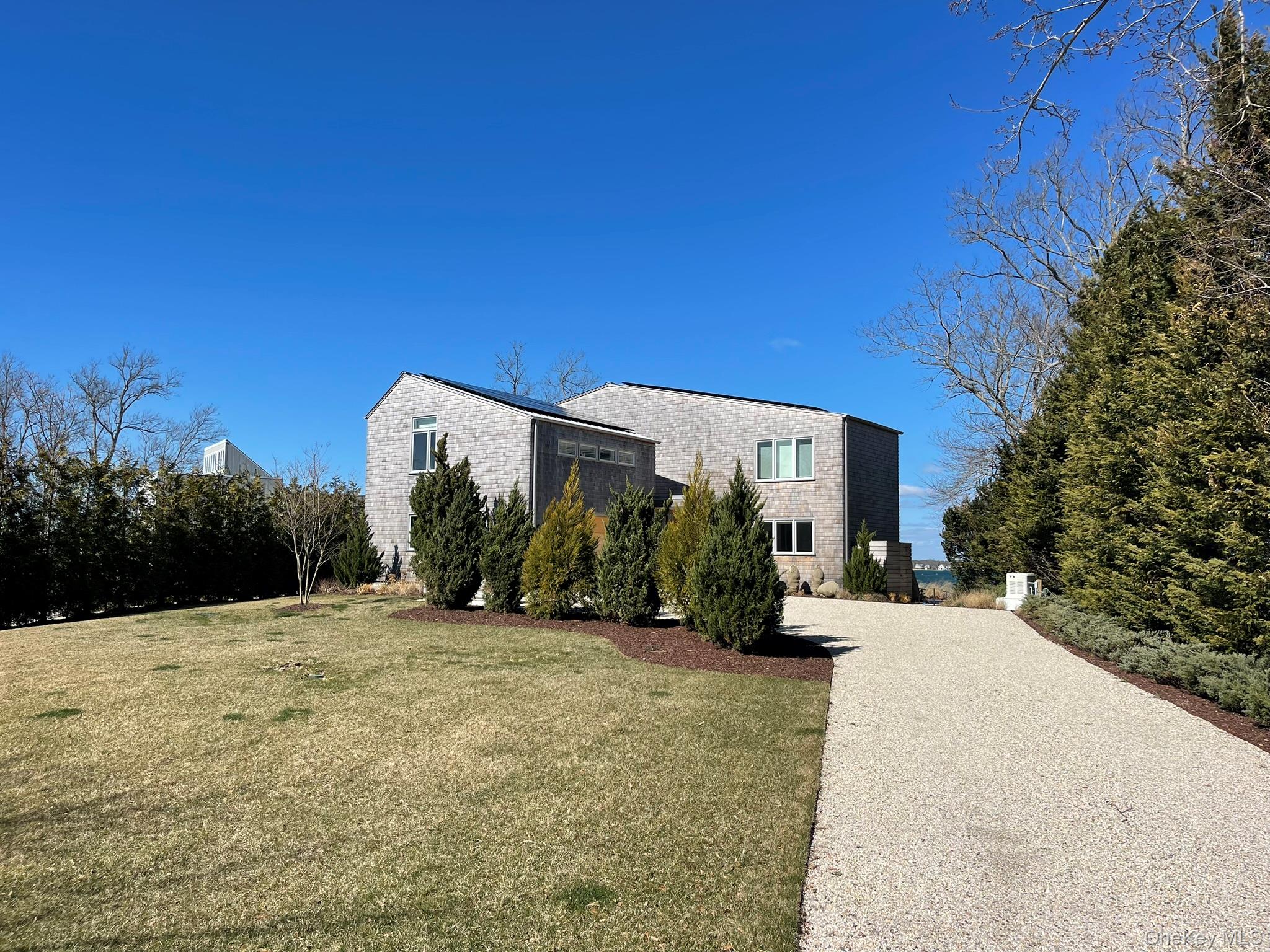 495 N Parish Drive, Southold, NY 11971