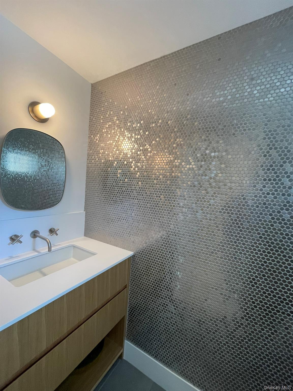 495 N Parish Drive, Southold, NY 11971