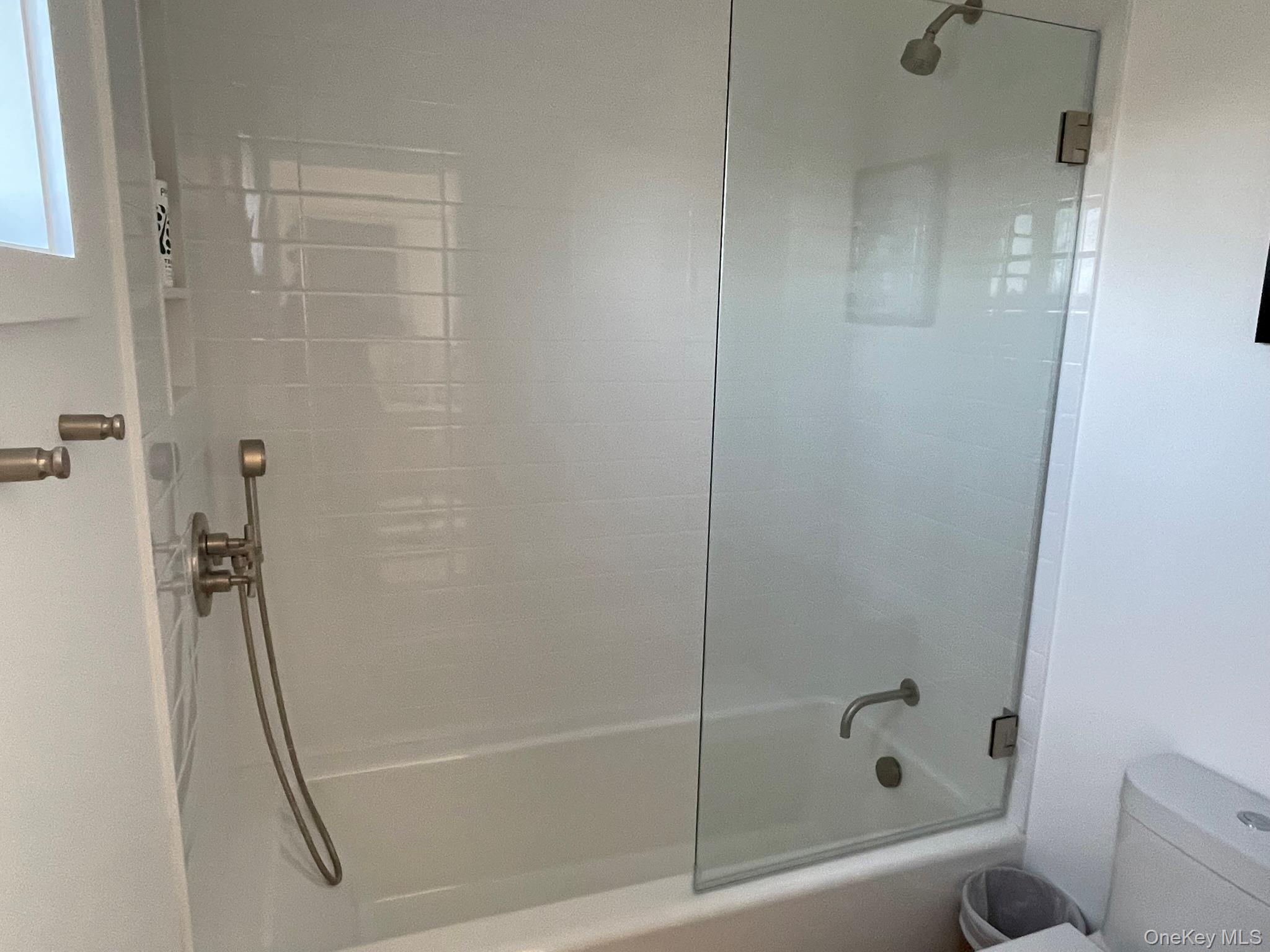 495 N Parish Drive, Southold, NY 11971