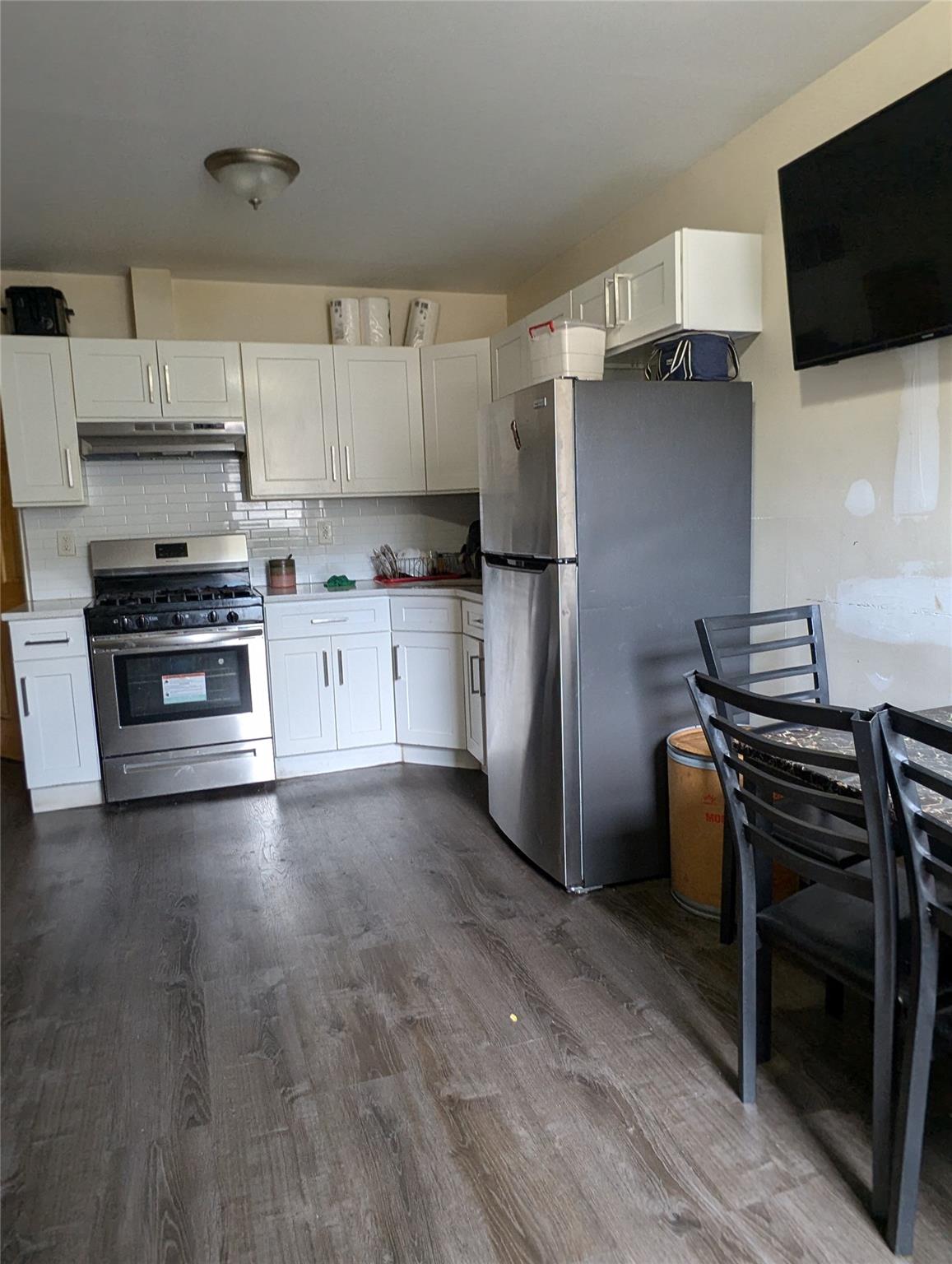 86-15 BRITTON Ave, Elmhurst, NY 11373