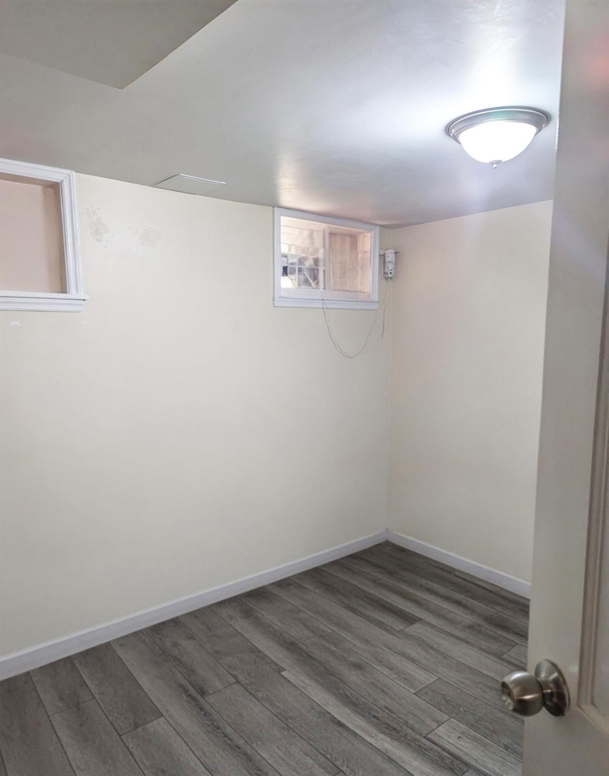 86-15 BRITTON Ave, Elmhurst, NY 11373