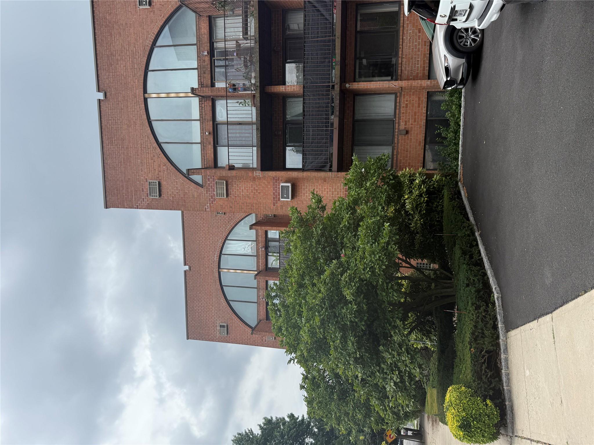 84-62 Austin, Kew Gardens, NY 11415