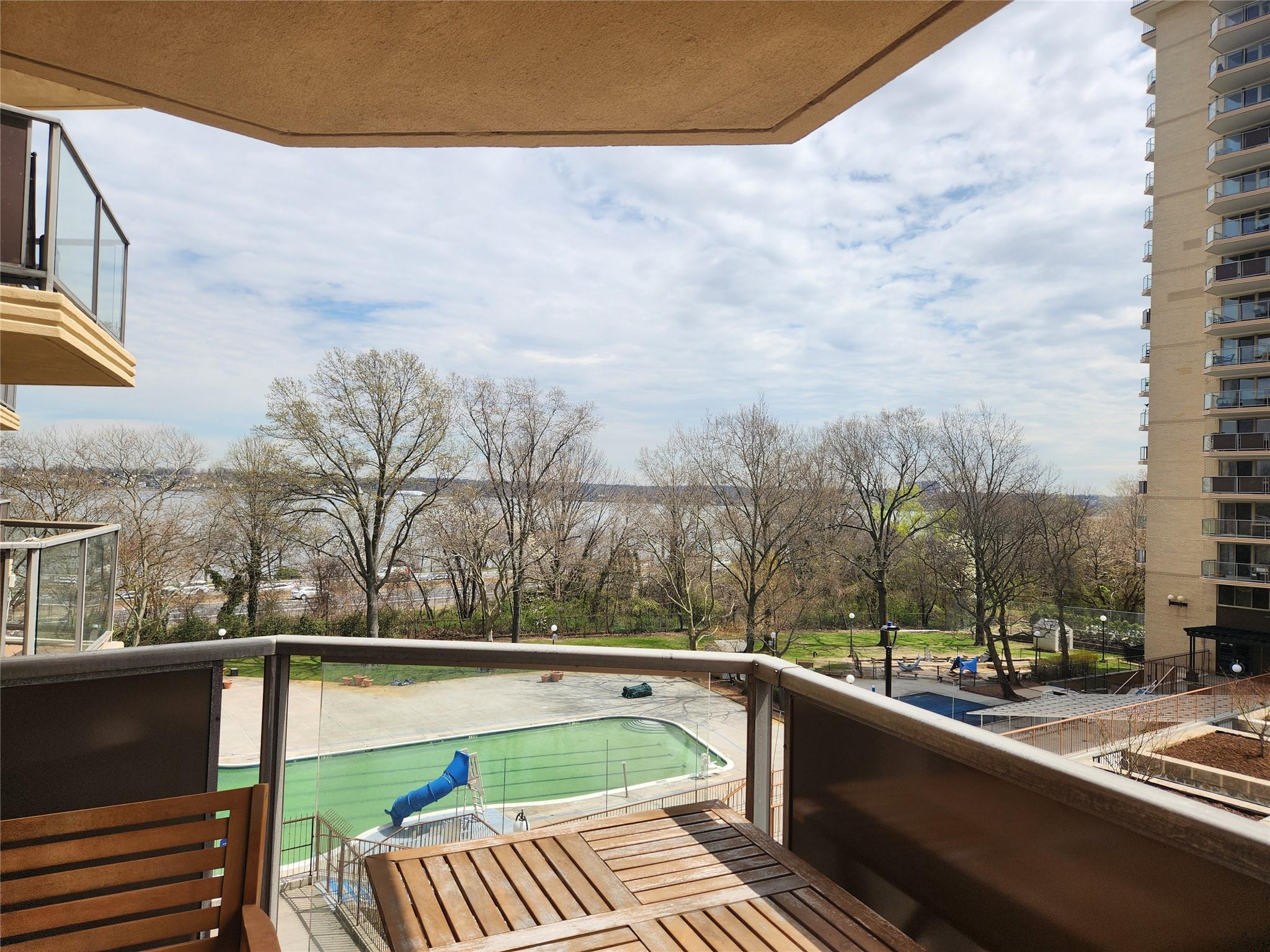 18-05 215th Street # 3K, Bayside, NY 11360