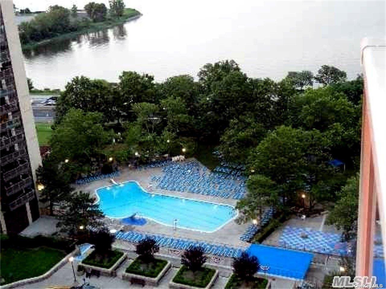 18-05 215th Street # 3K, Bayside, NY 11360