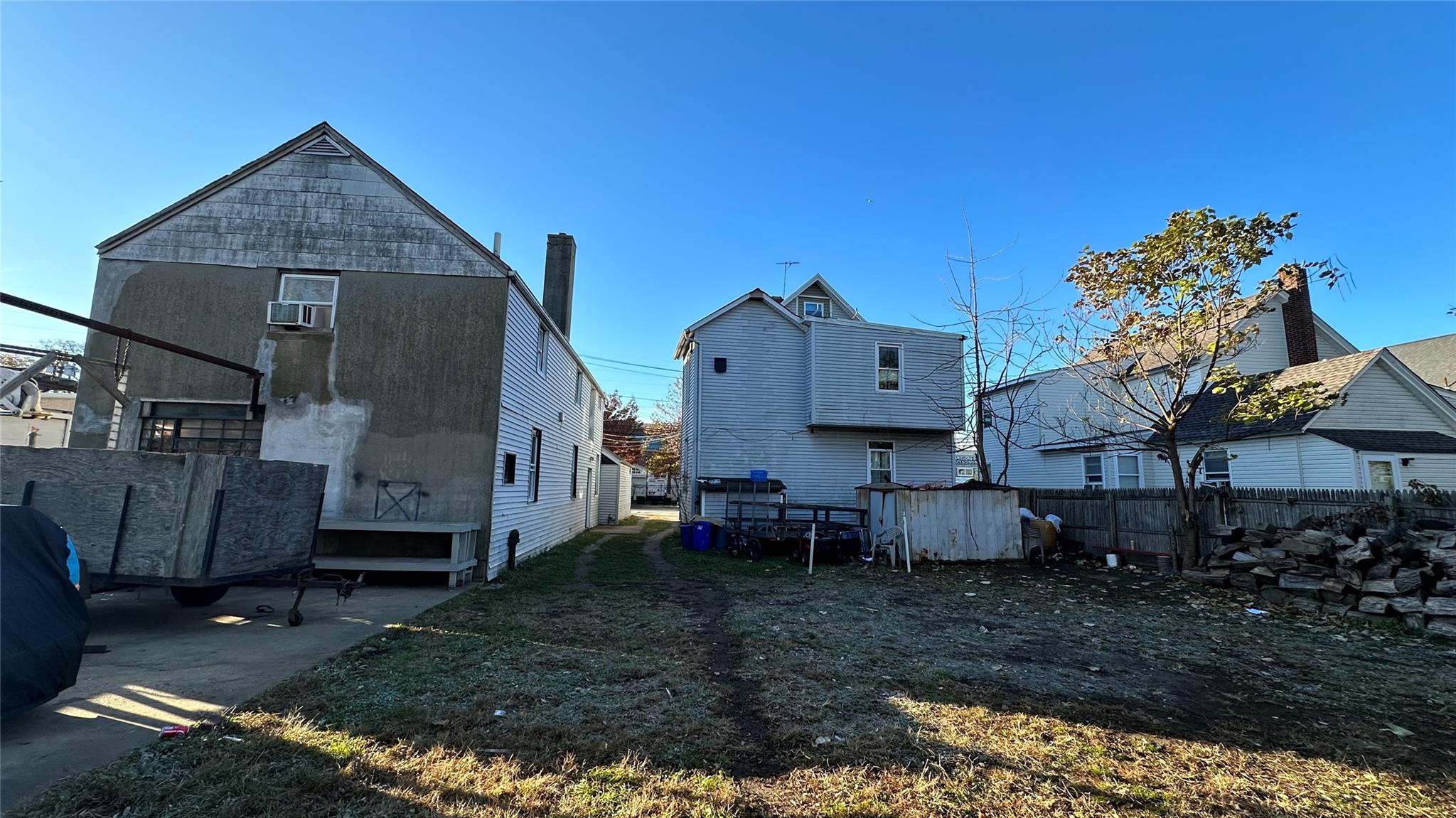 33 Sterling Place, Amityville, NY 11701