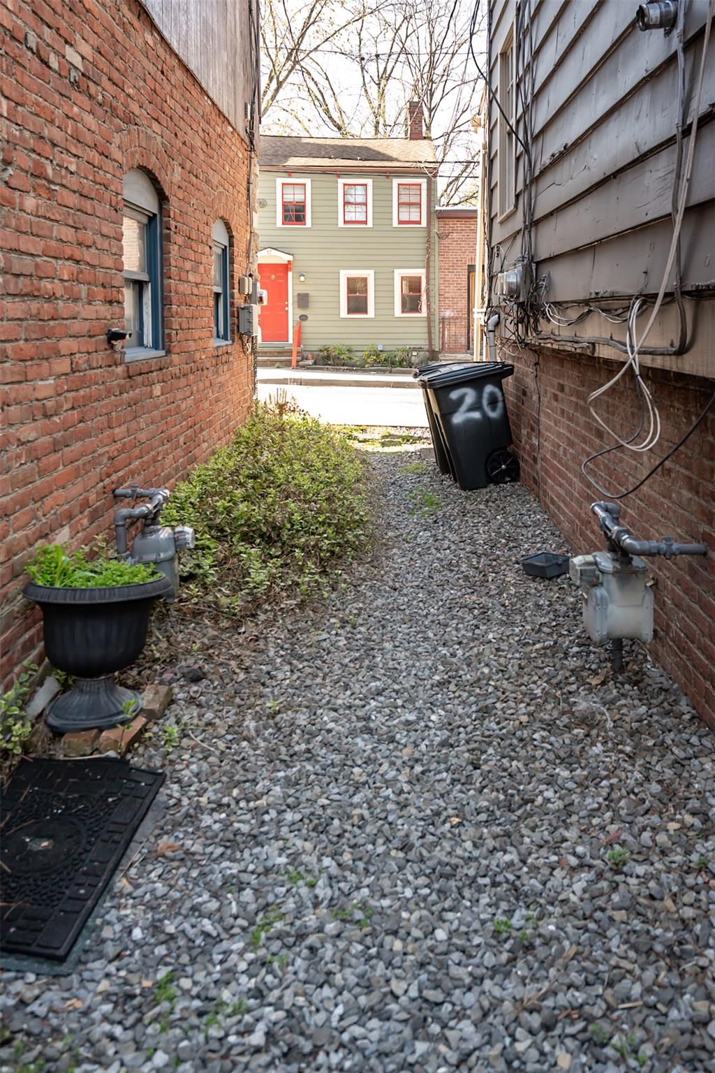 20 E Parmenter Street, Newburgh, NY 12550