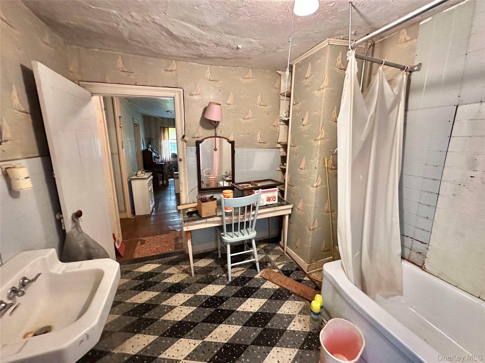 2116 State Route 300, Wallkill, NY 12589