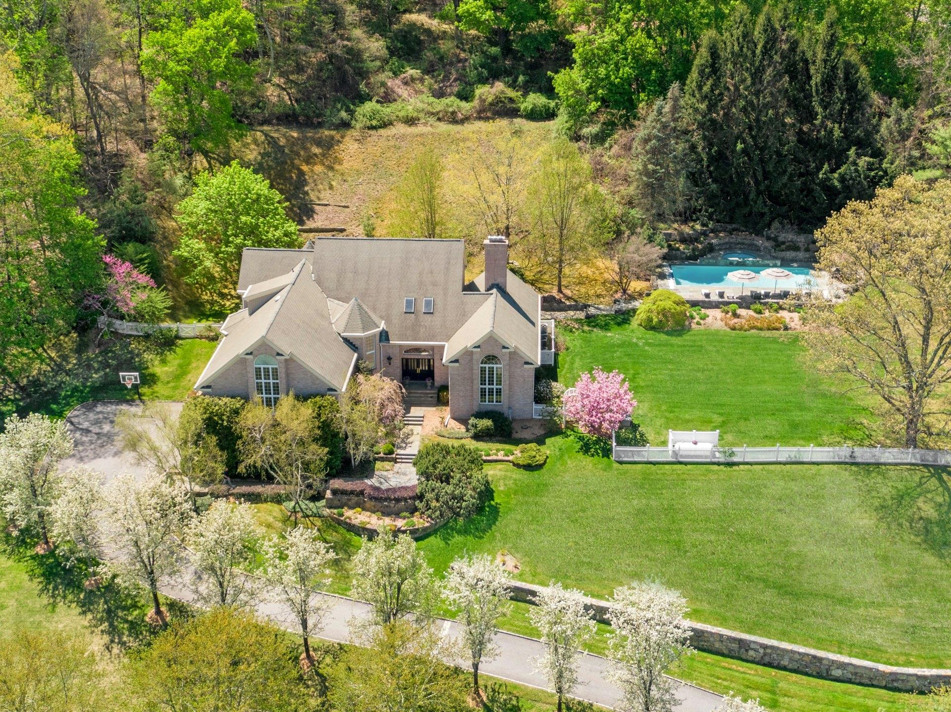 3 Fawn Lane, Armonk, NY 10504