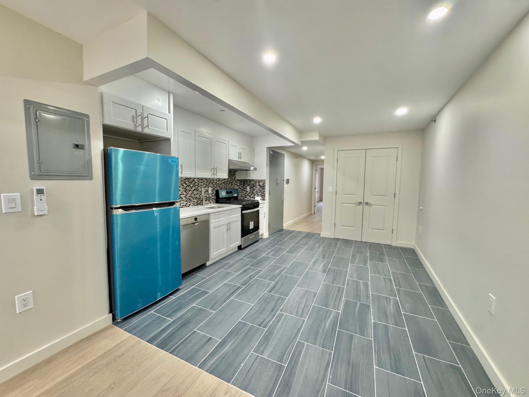 3641 Johnson Avenue, Bronx, NY 10463