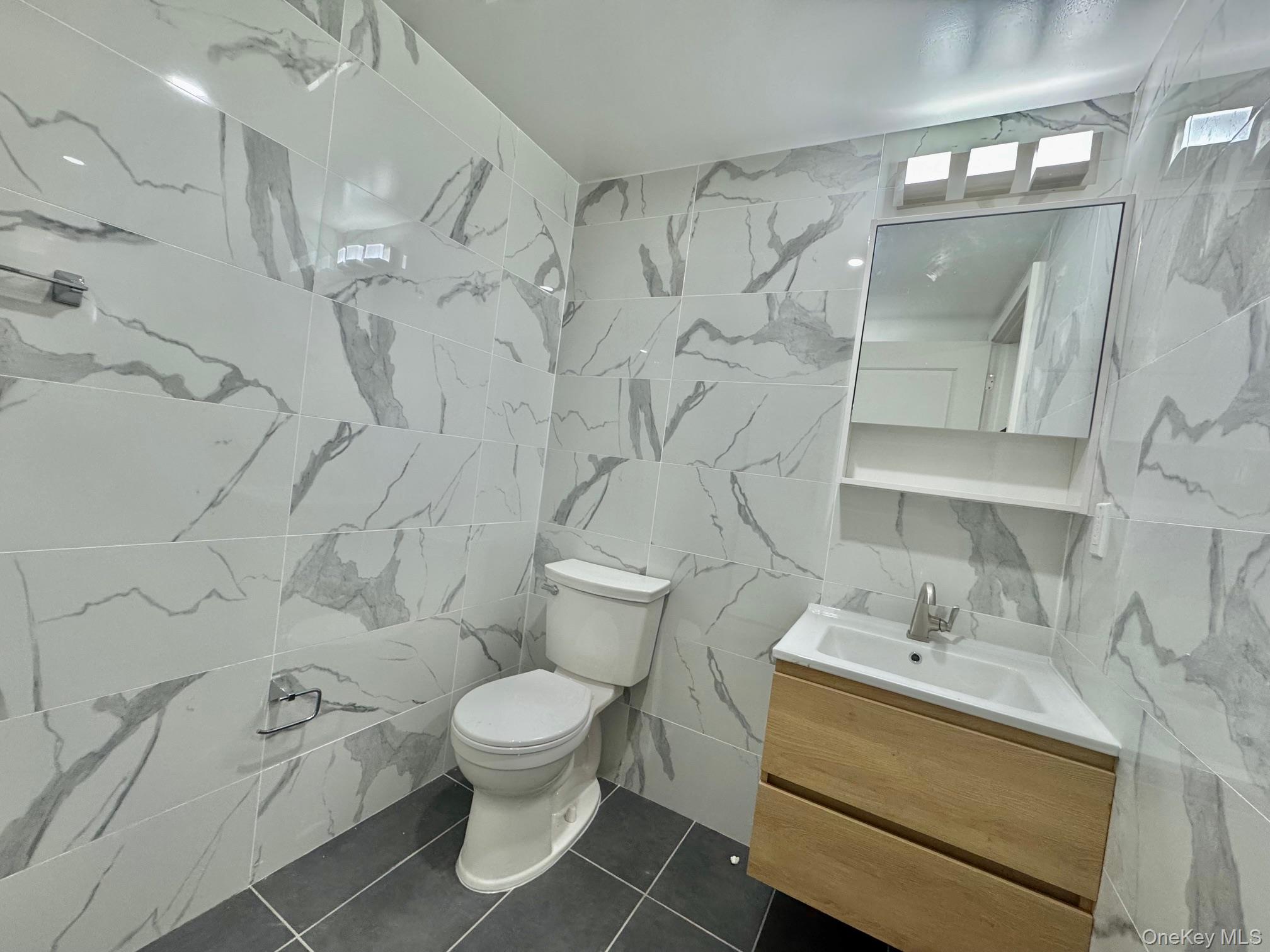 3641 Johnson Avenue, Bronx, NY 10463