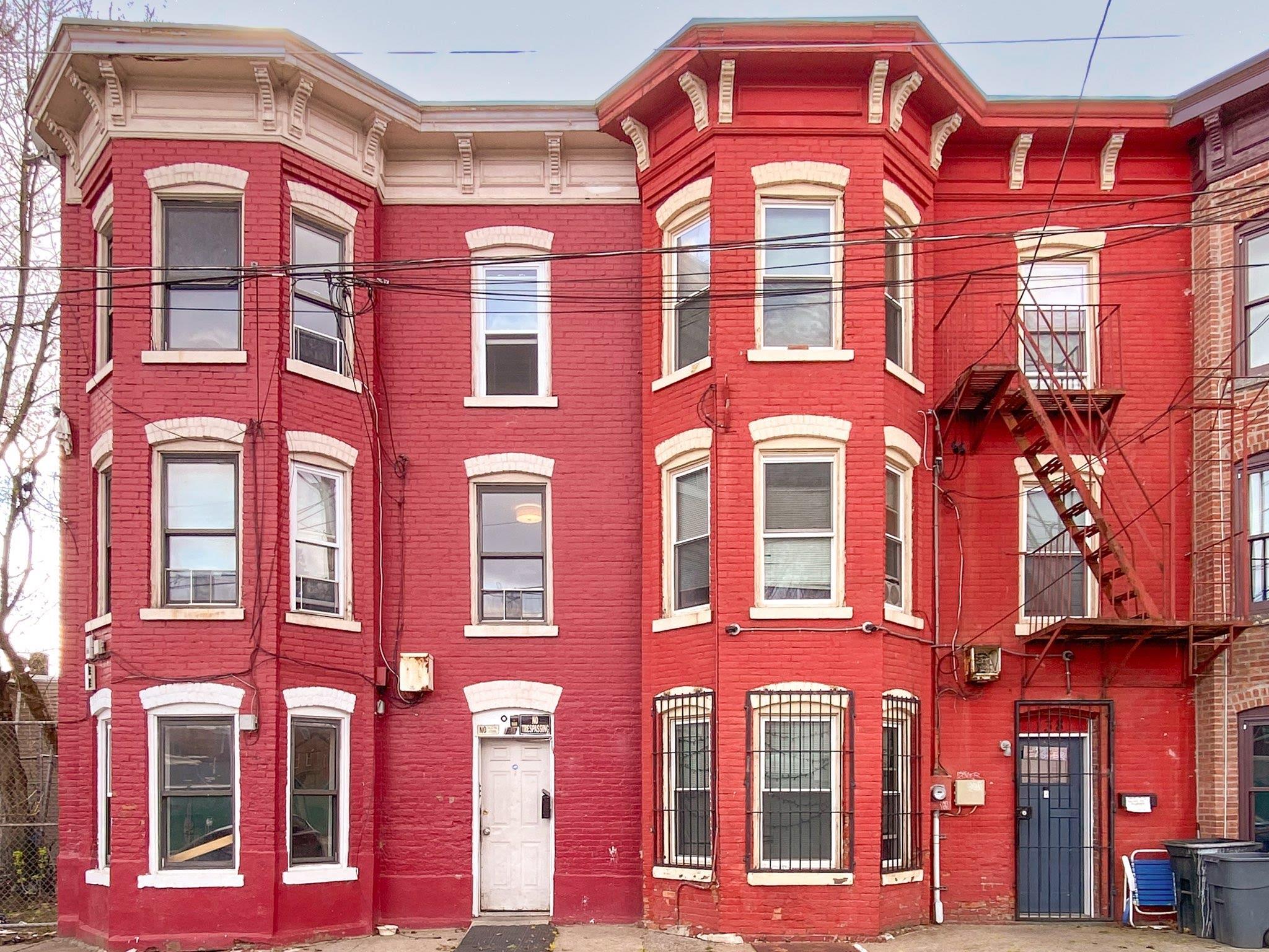 138 S Clark Street, Newburgh, NY 12550