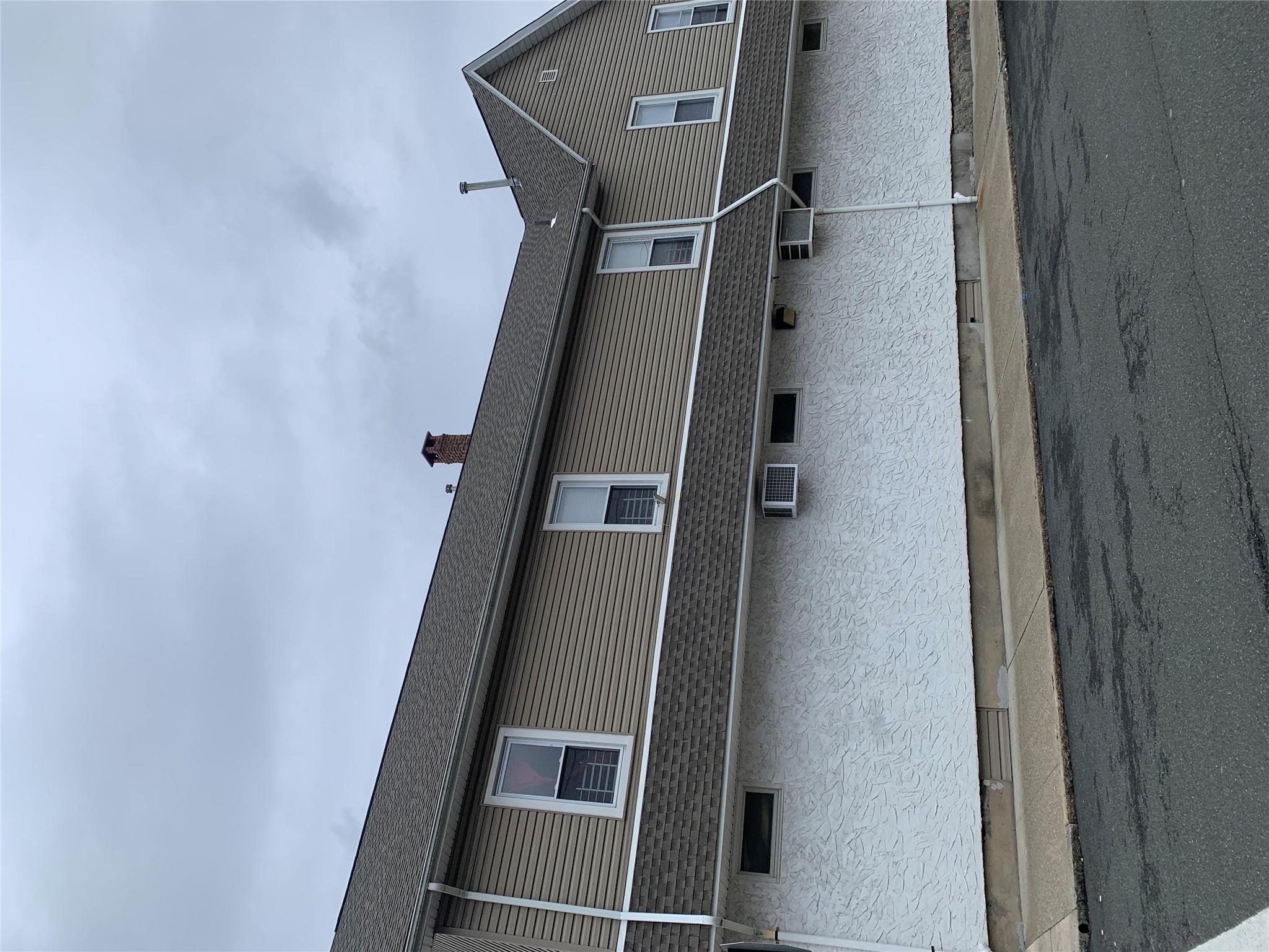 27 Rockland Avenue, Hillburn, NY 10931