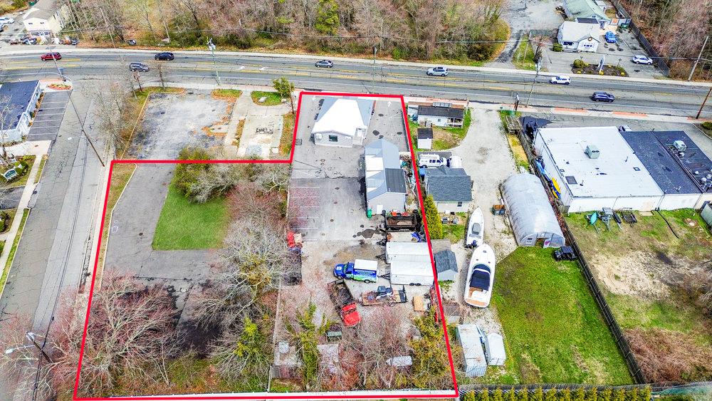 1400 Montauk Highway, Oakdale, NY 11769