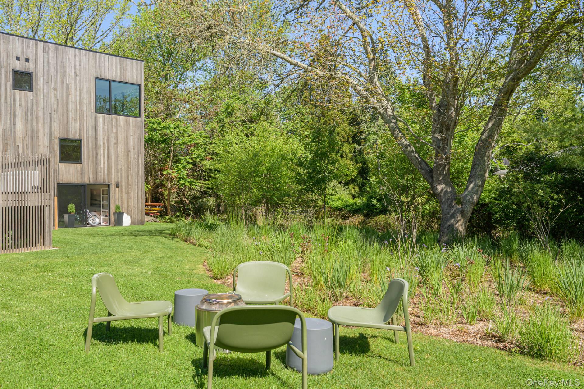 65 Audubon Avenue, Bridgehampton, NY 11932