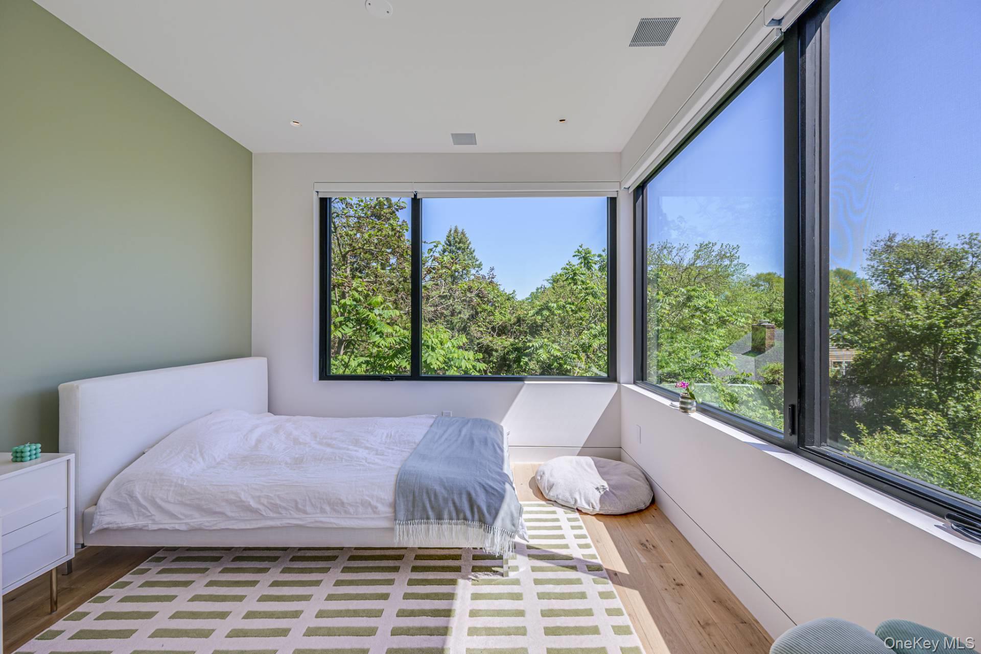 65 Audubon Avenue, Bridgehampton, NY 11932