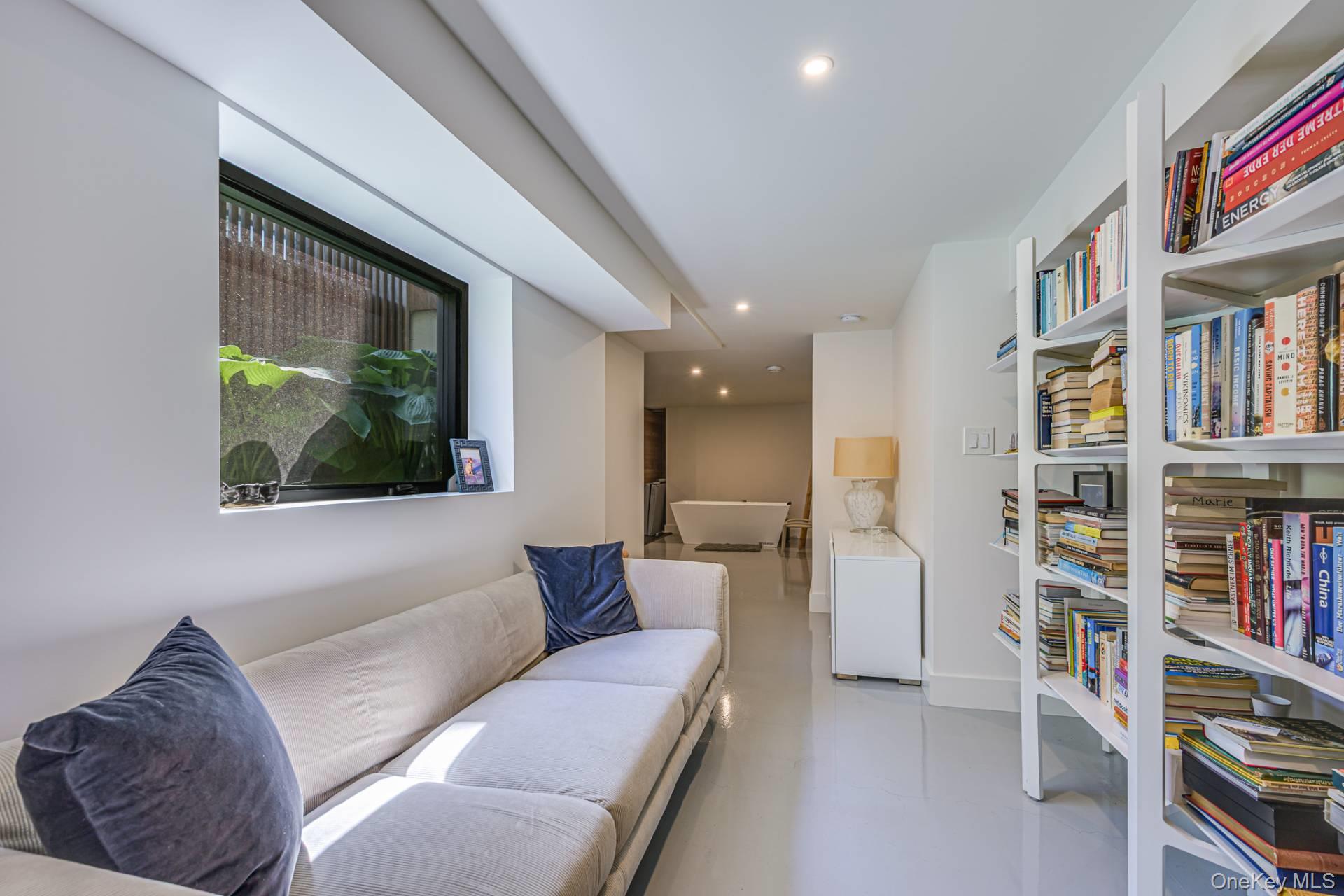 65 Audubon Avenue, Bridgehampton, NY 11932