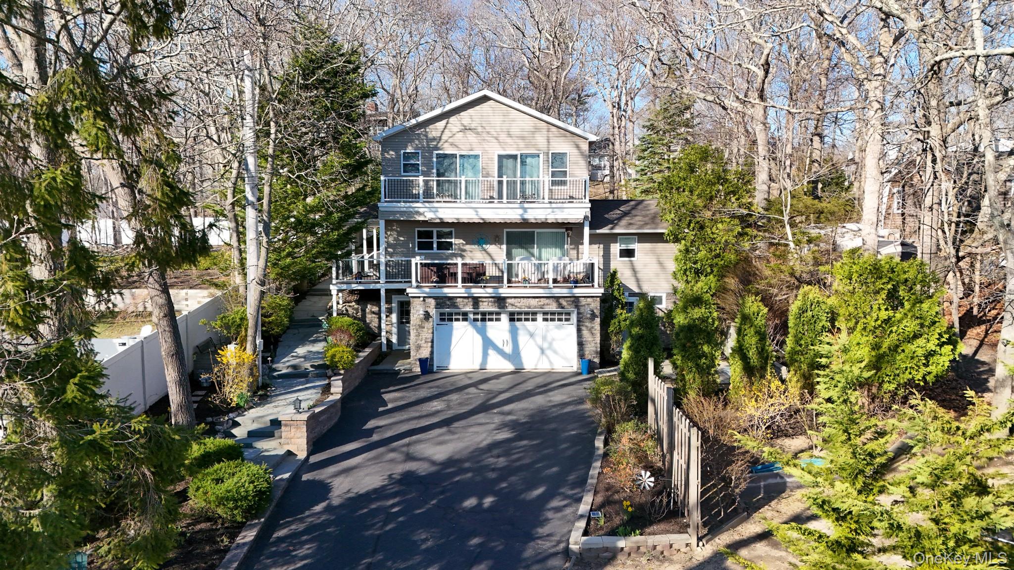 2775 W Creek Avenue, Cutchogue, NY 11935