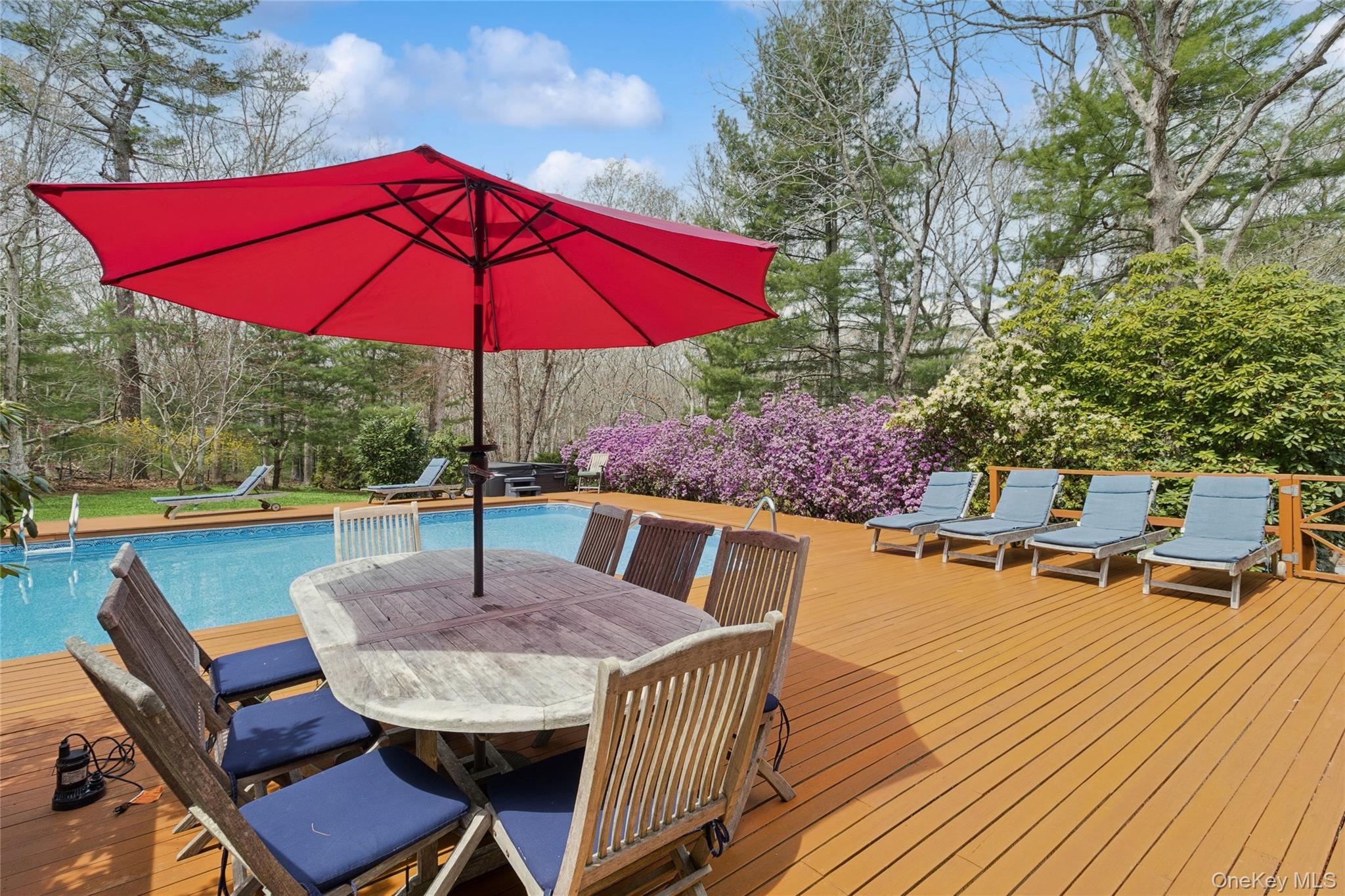 27 Ely Brook Road, East Hampton, NY 11937