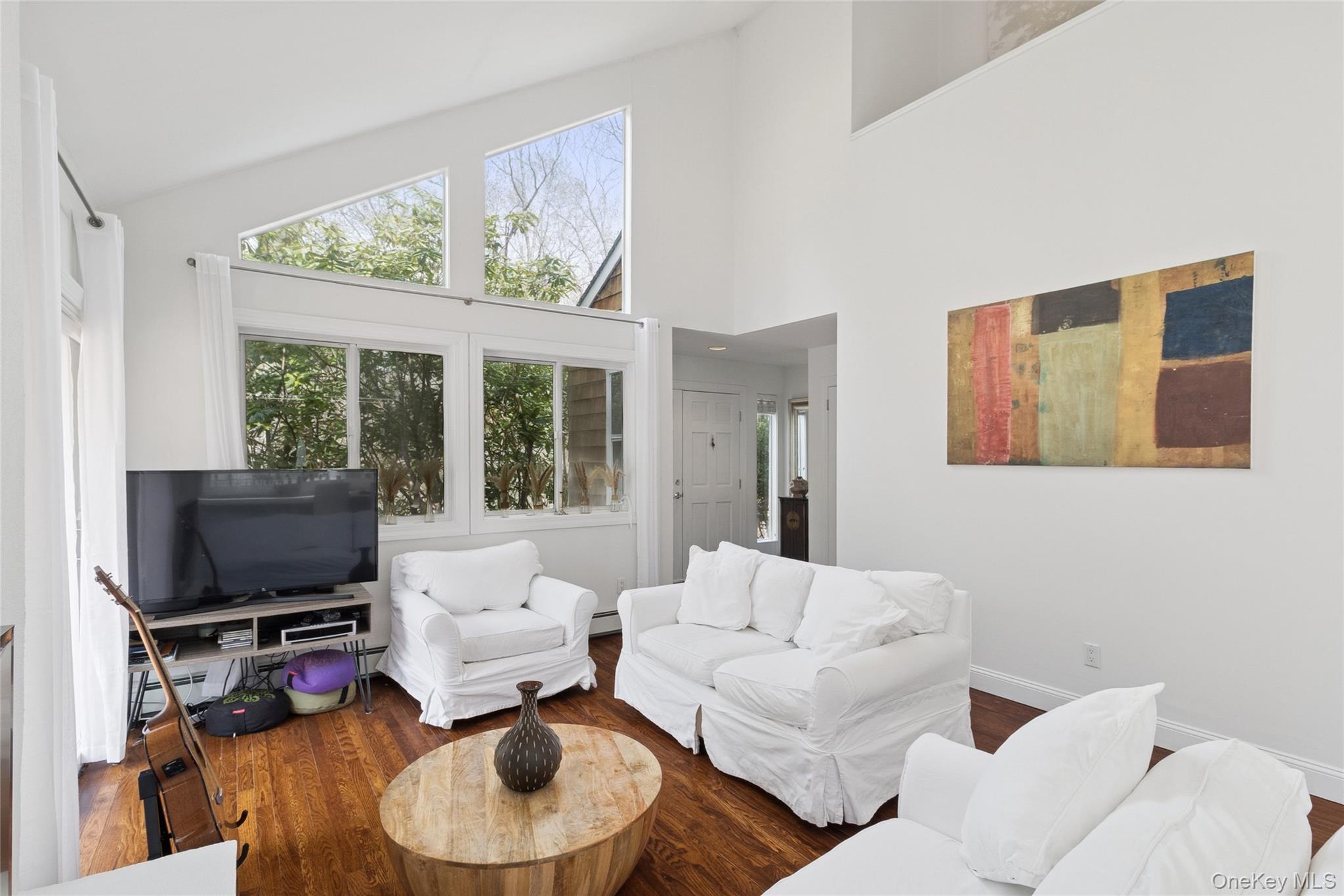 27 Ely Brook Road, East Hampton, NY 11937