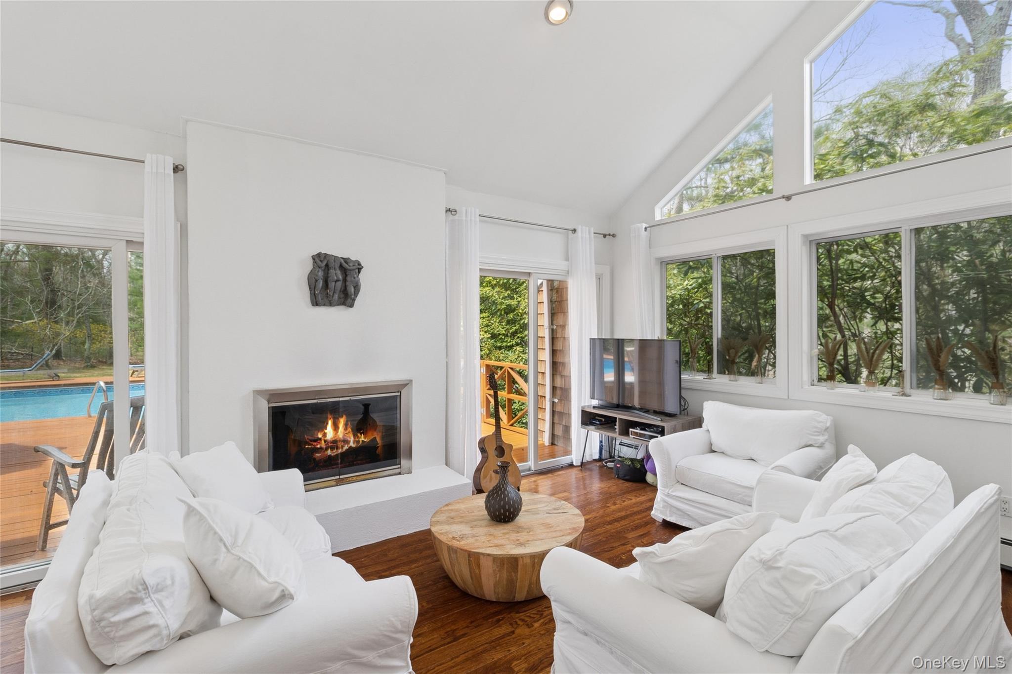 27 Ely Brook Road, East Hampton, NY 11937