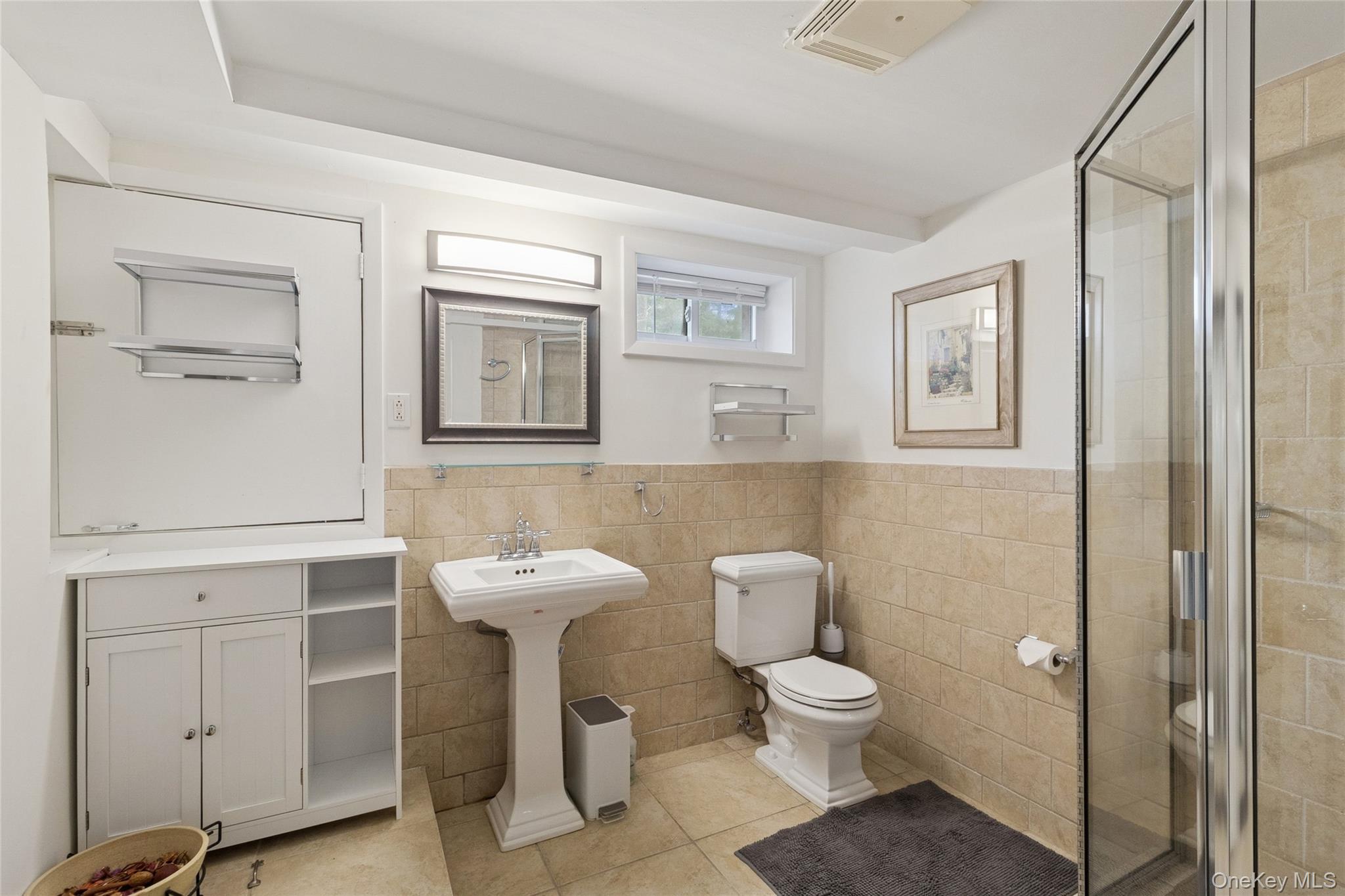 27 Ely Brook Road, East Hampton, NY 11937