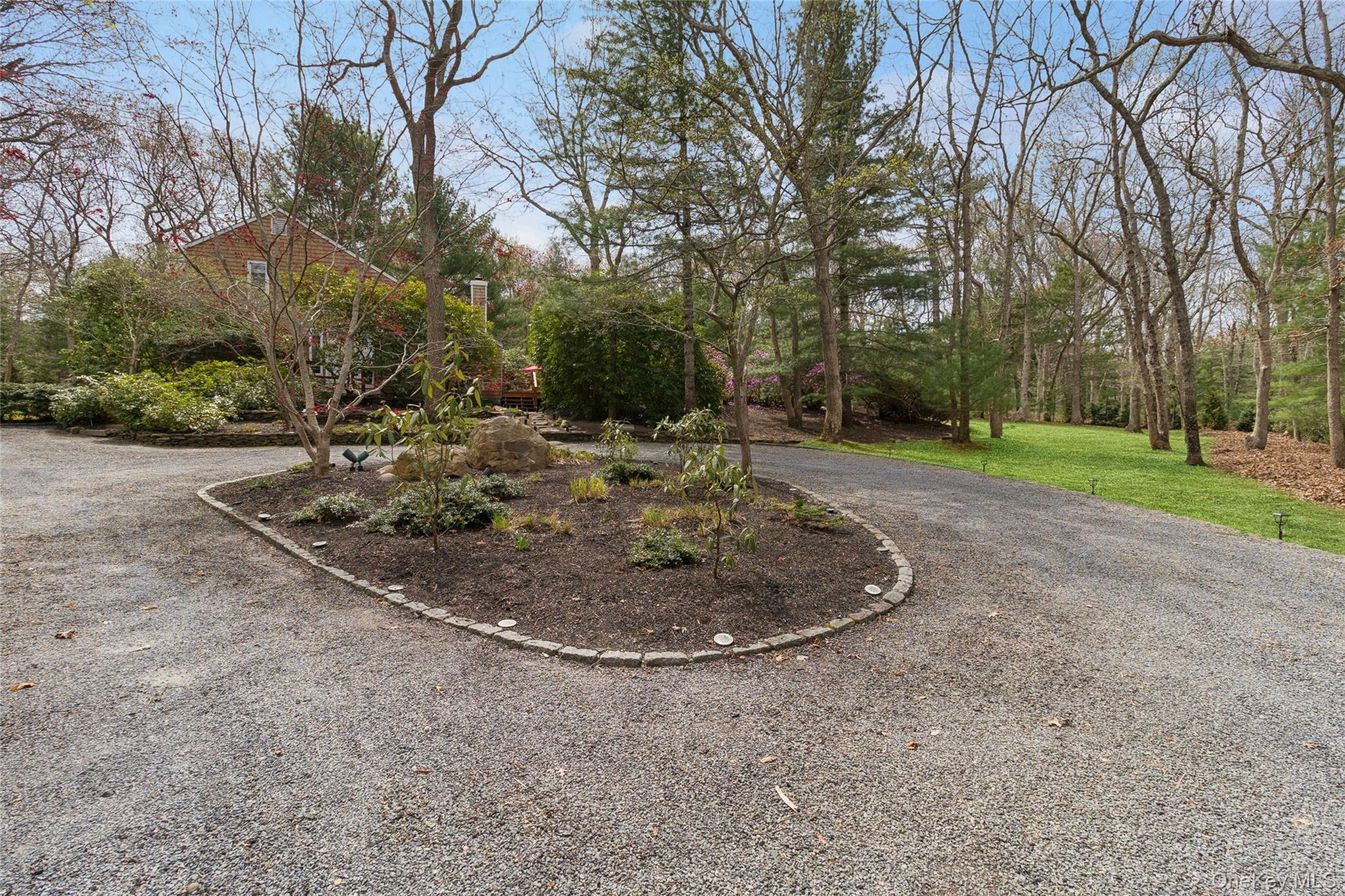 27 Ely Brook Road, East Hampton, NY 11937